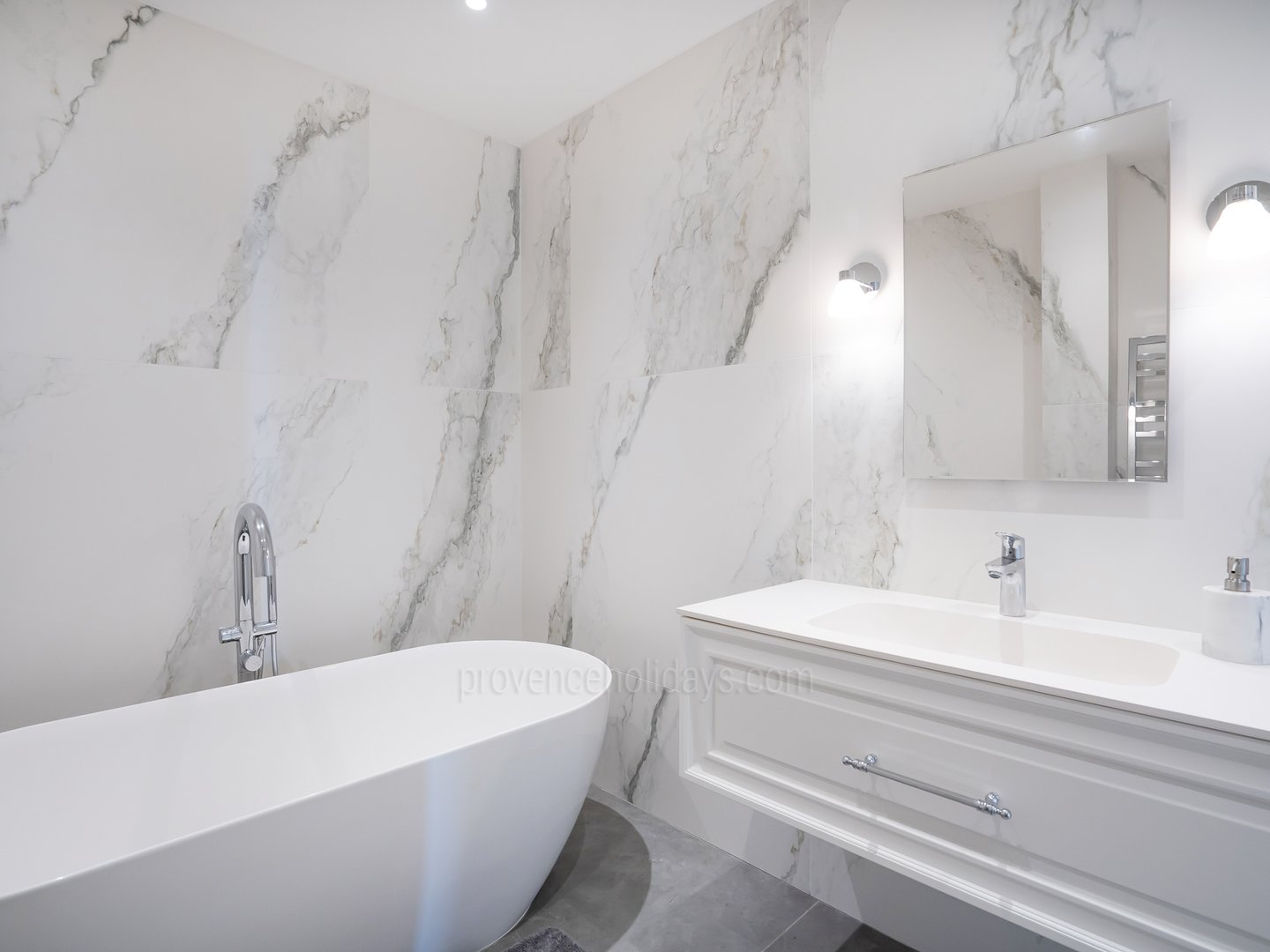 4 - Villa Solaria: Villa: Bathroom
