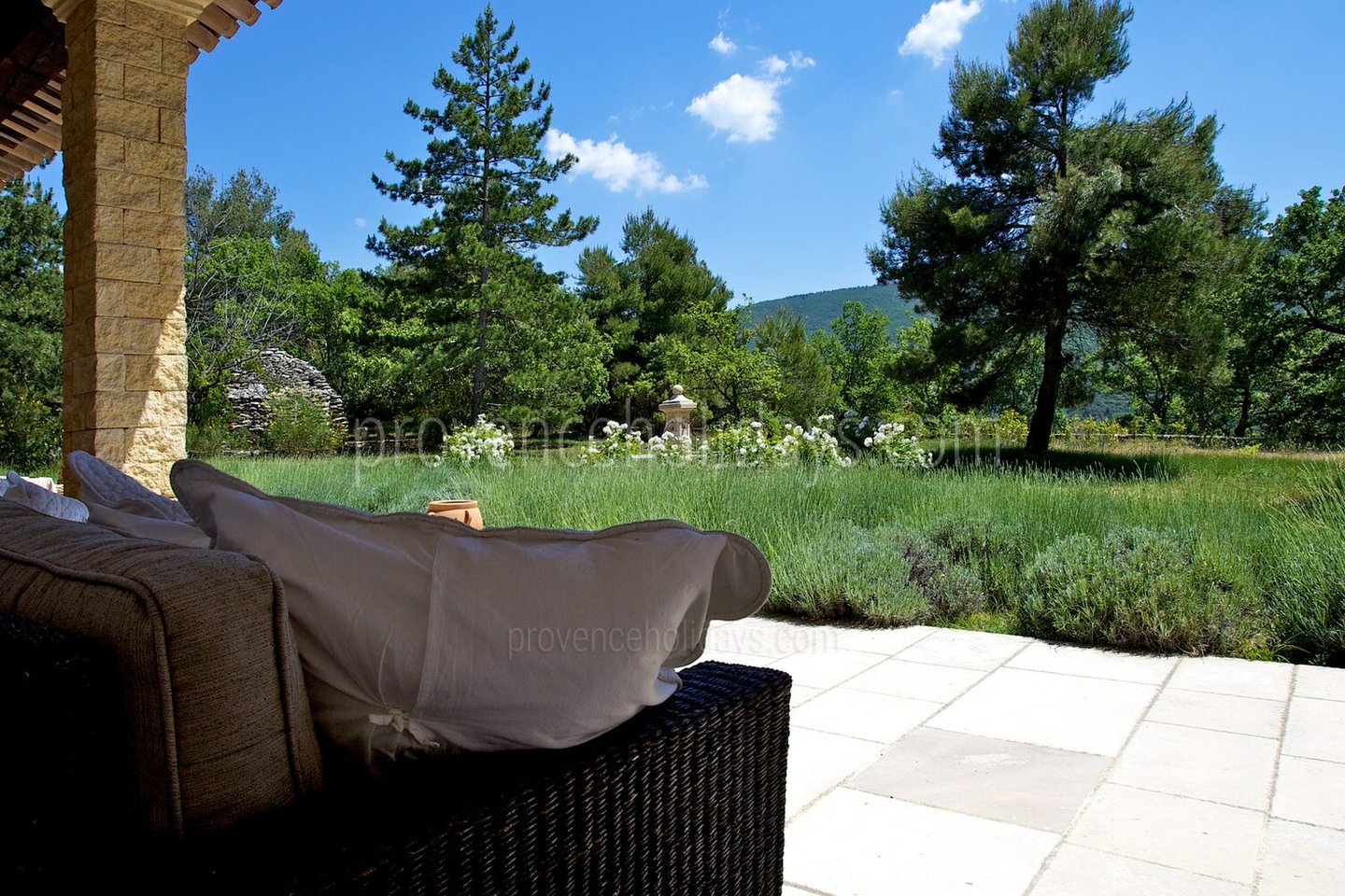 22 - Villa Lacoste: Villa: Exterior