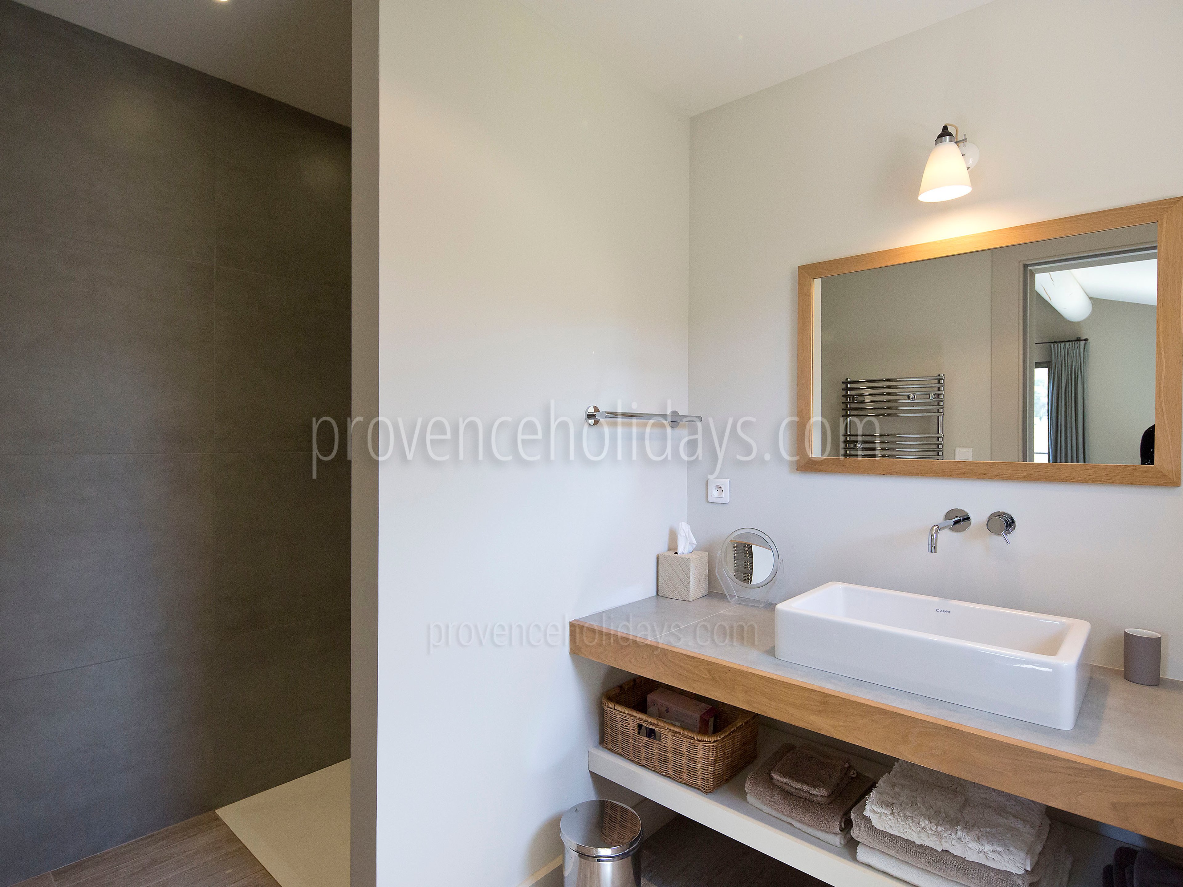 34 - Mas des Alpilles: Villa: Bathroom