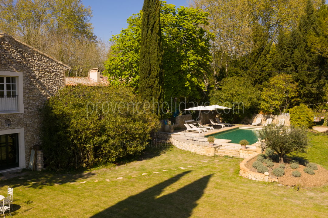 66 - Mas du Vaucluse: Villa: Exterior