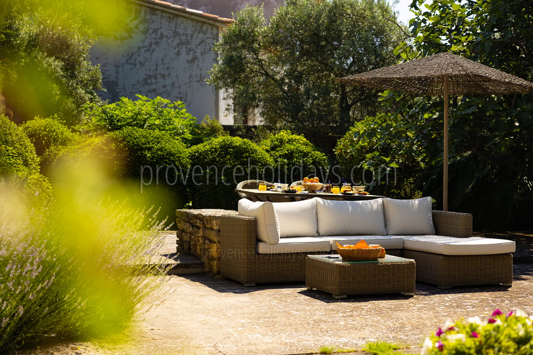 6 - Pine Lodge: Villa: Exterior