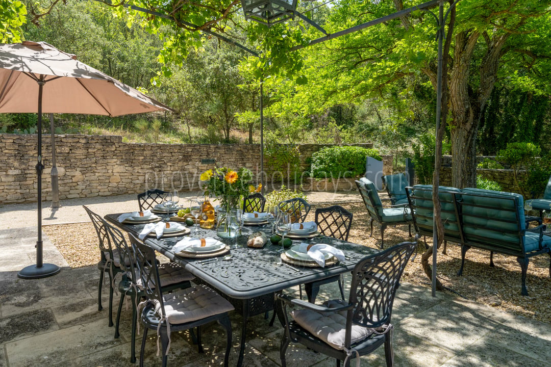 9 - Le Mas de Bonnieux: Villa: Exterior