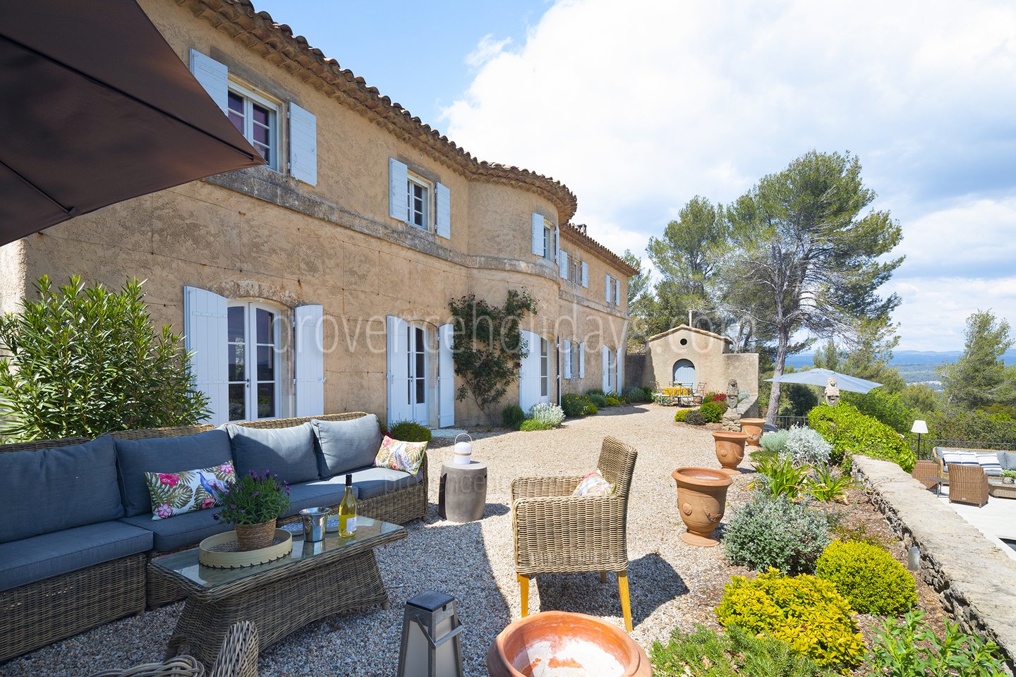 12 - Maison Ménerbes: Villa: Exterior