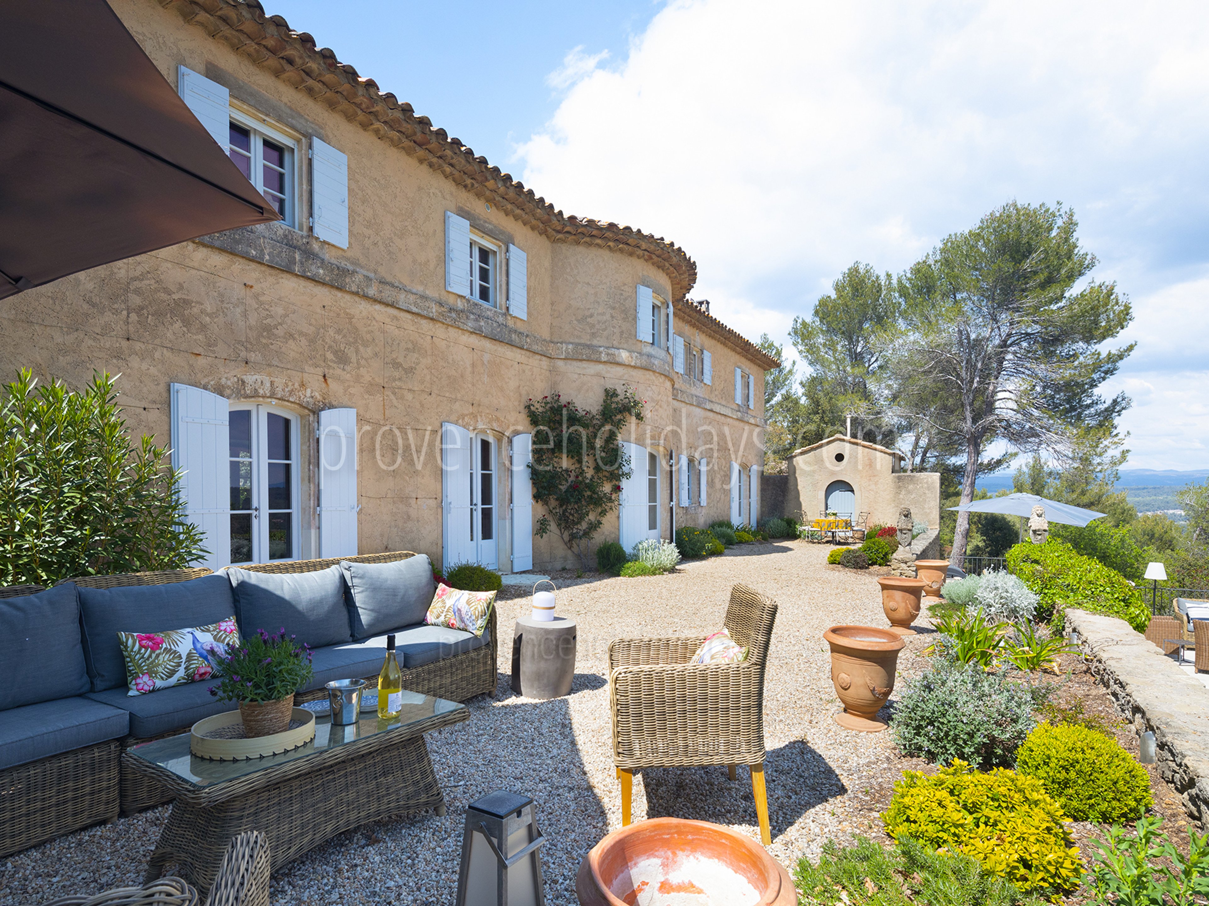 12 - Maison Ménerbes: Villa: Exterior