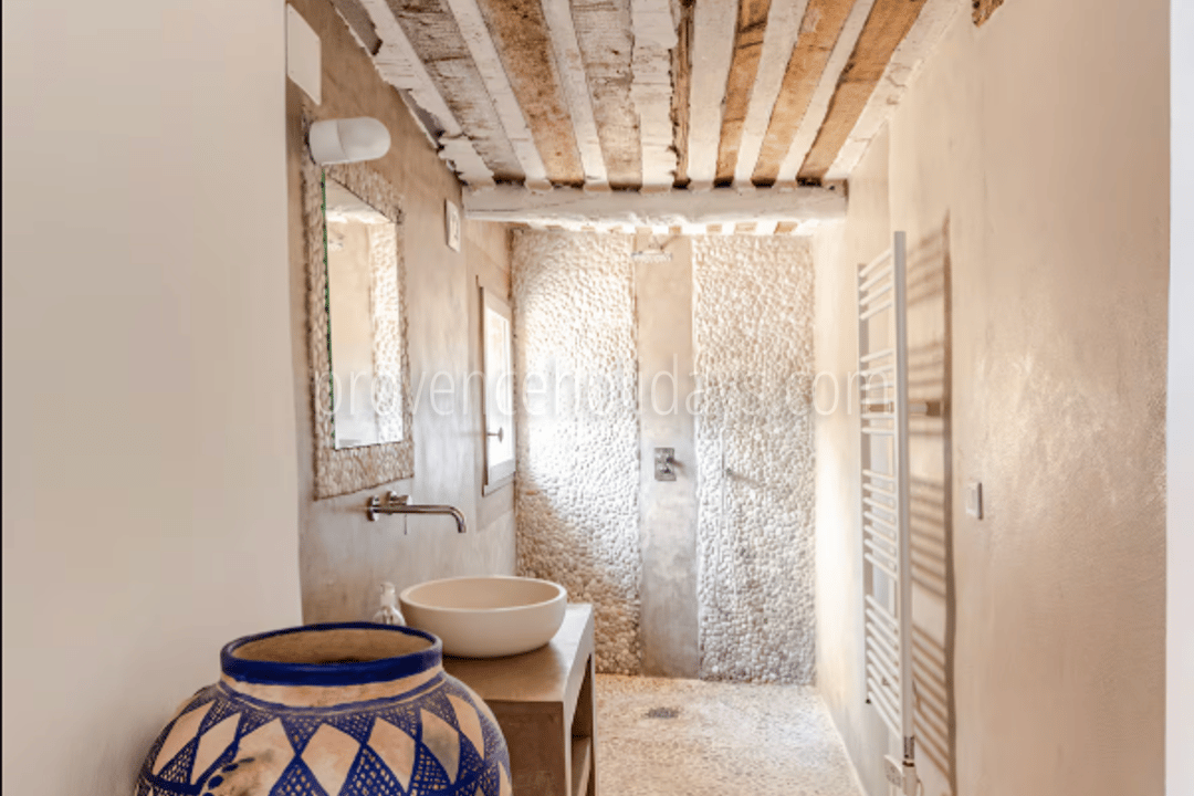 24 - Les Vues du Luberon: Villa: Interior