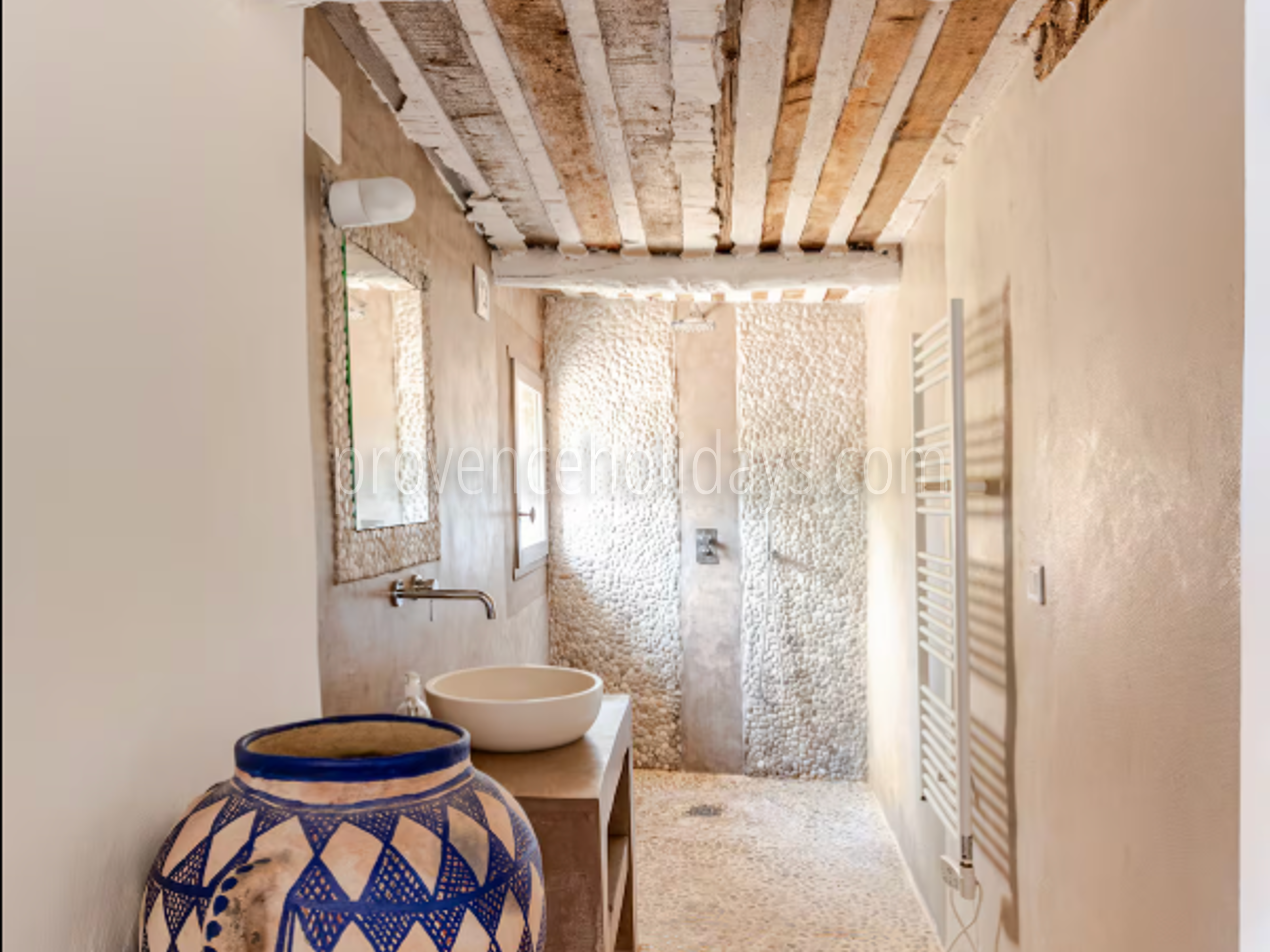24 - Les Vues du Luberon: Villa: Interior