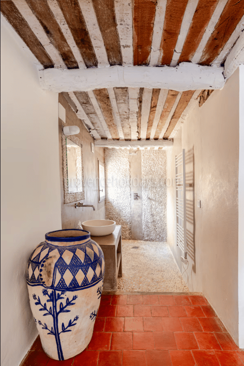24 - Les Vues du Luberon: Villa: Interior