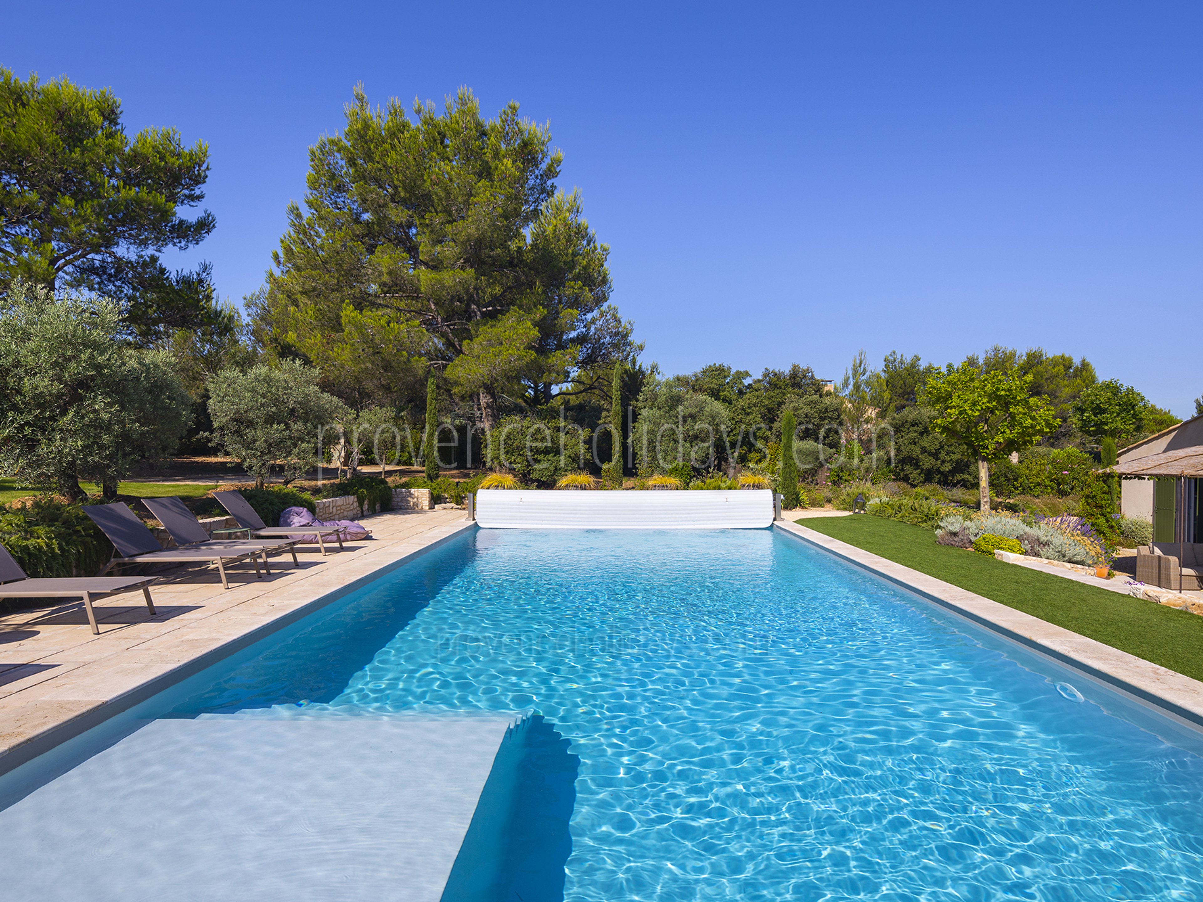 14 - Le Mas de la Cabro: Villa: Pool