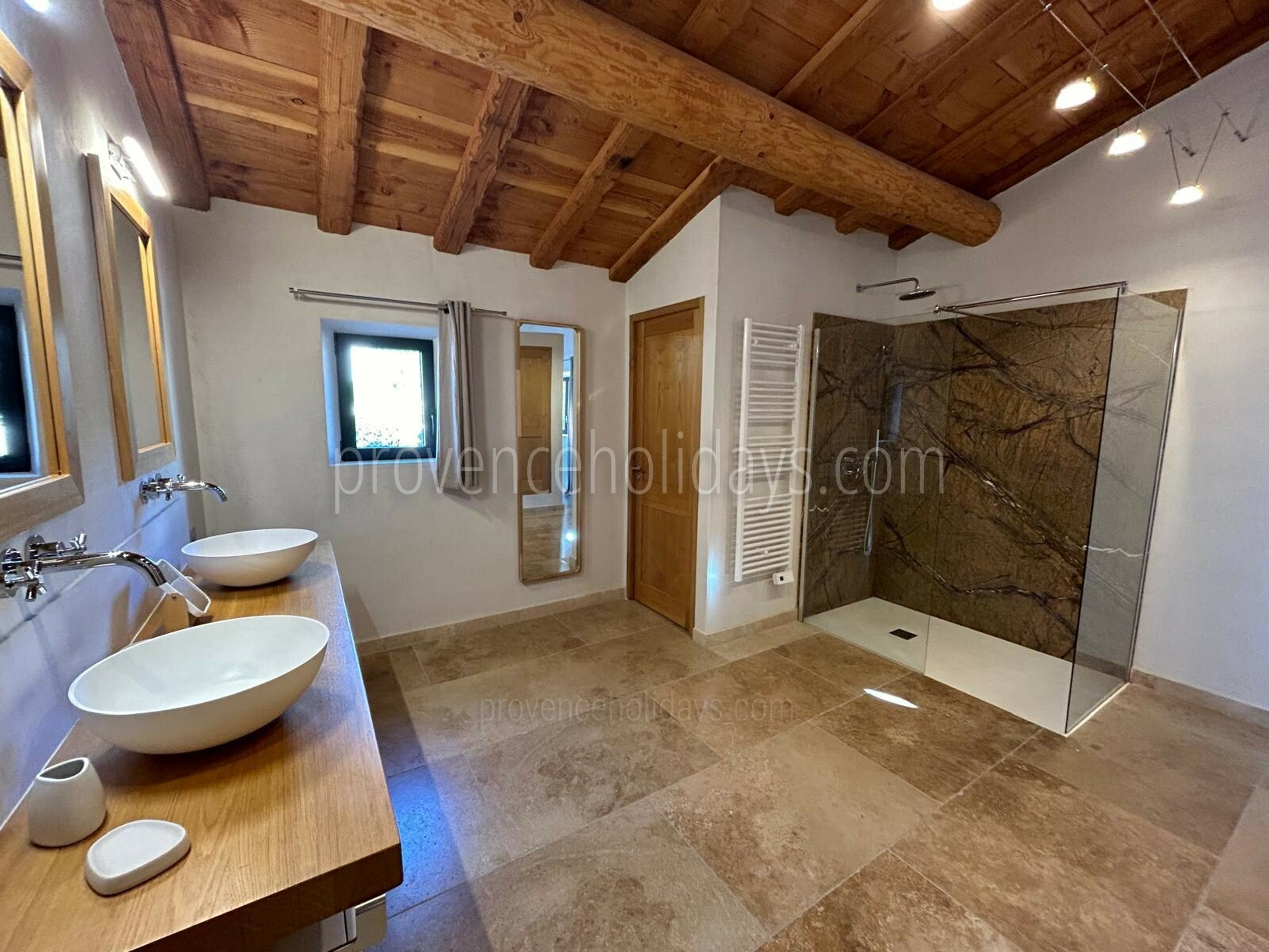 31 - Mas des Thyms: Villa: Bathroom