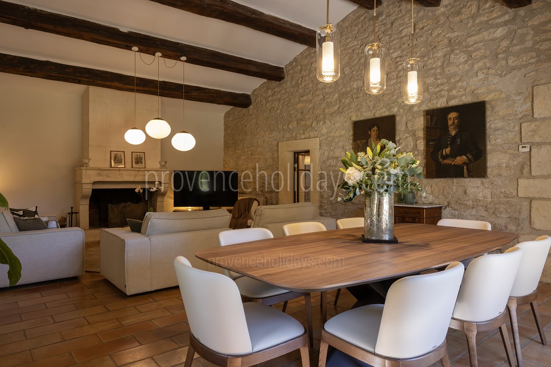 27 - Le Mas des Magnans: Villa: Interior