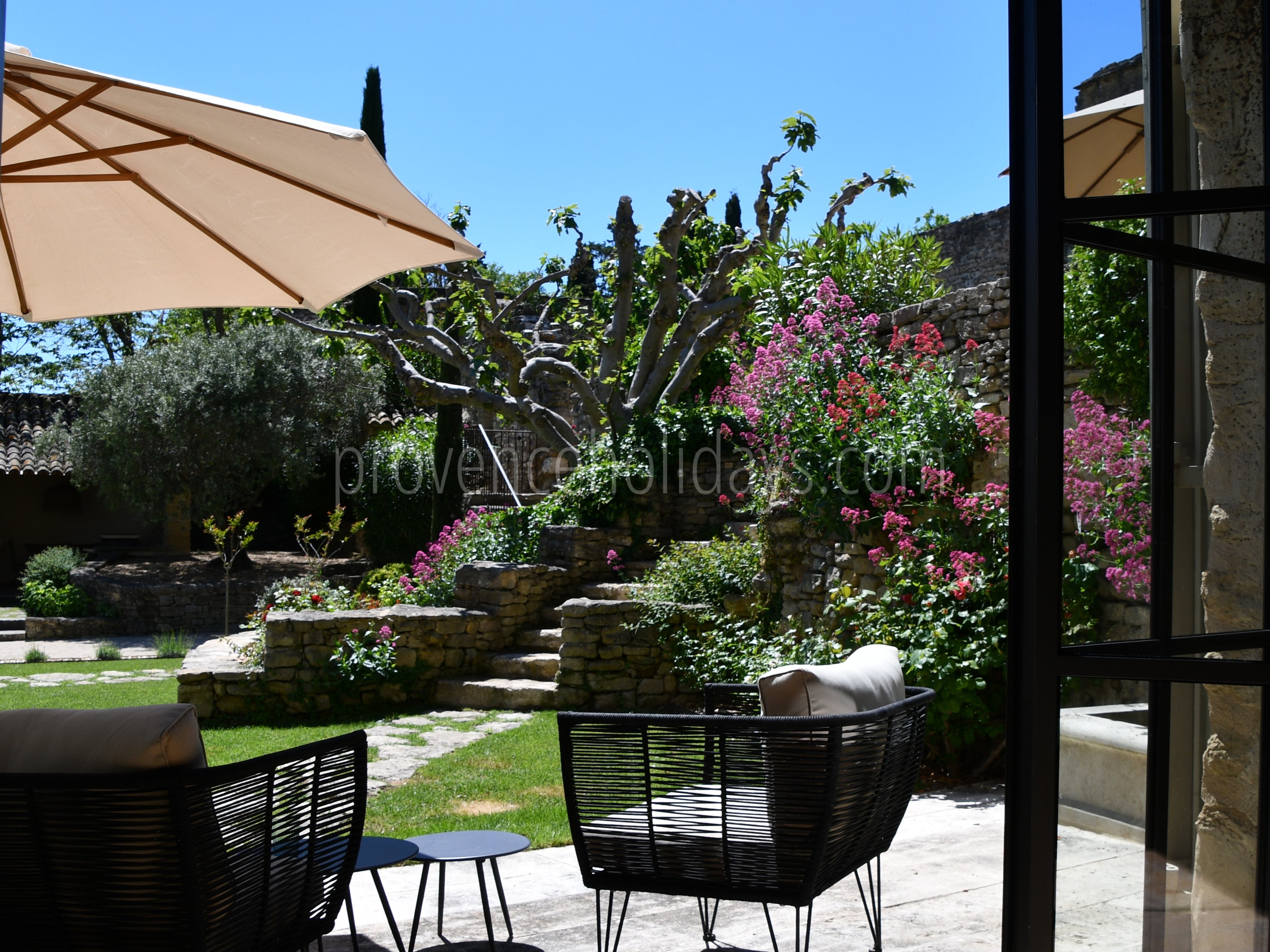 30 - Le Refuge du Soleil: Villa: Exterior
