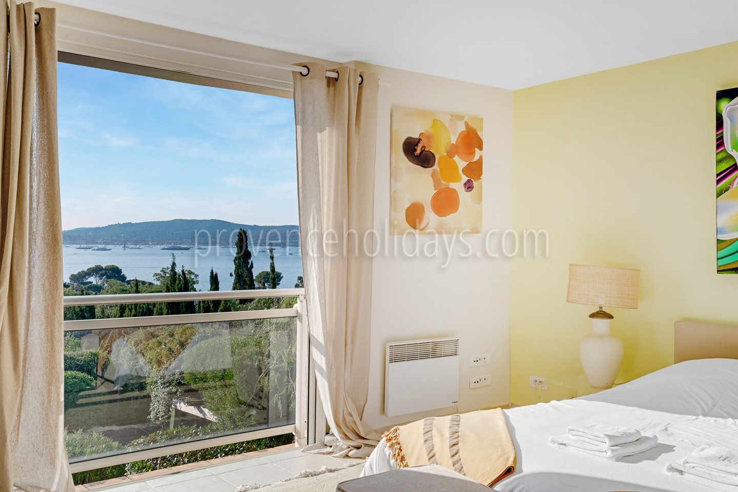 24 - Azur Sérénité: Villa: Bedroom