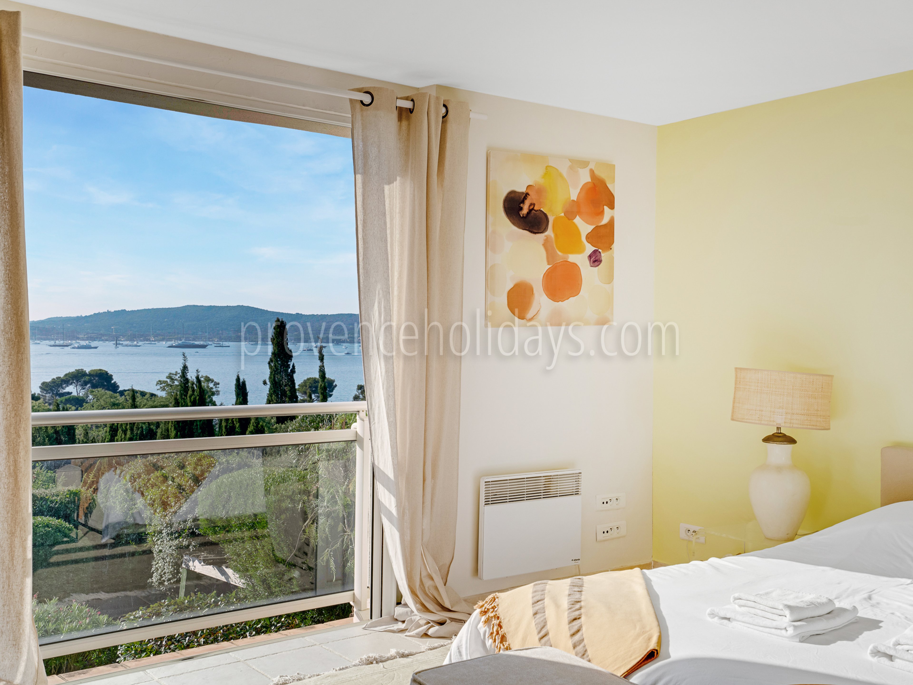 24 - Azur Sérénité: Villa: Bedroom