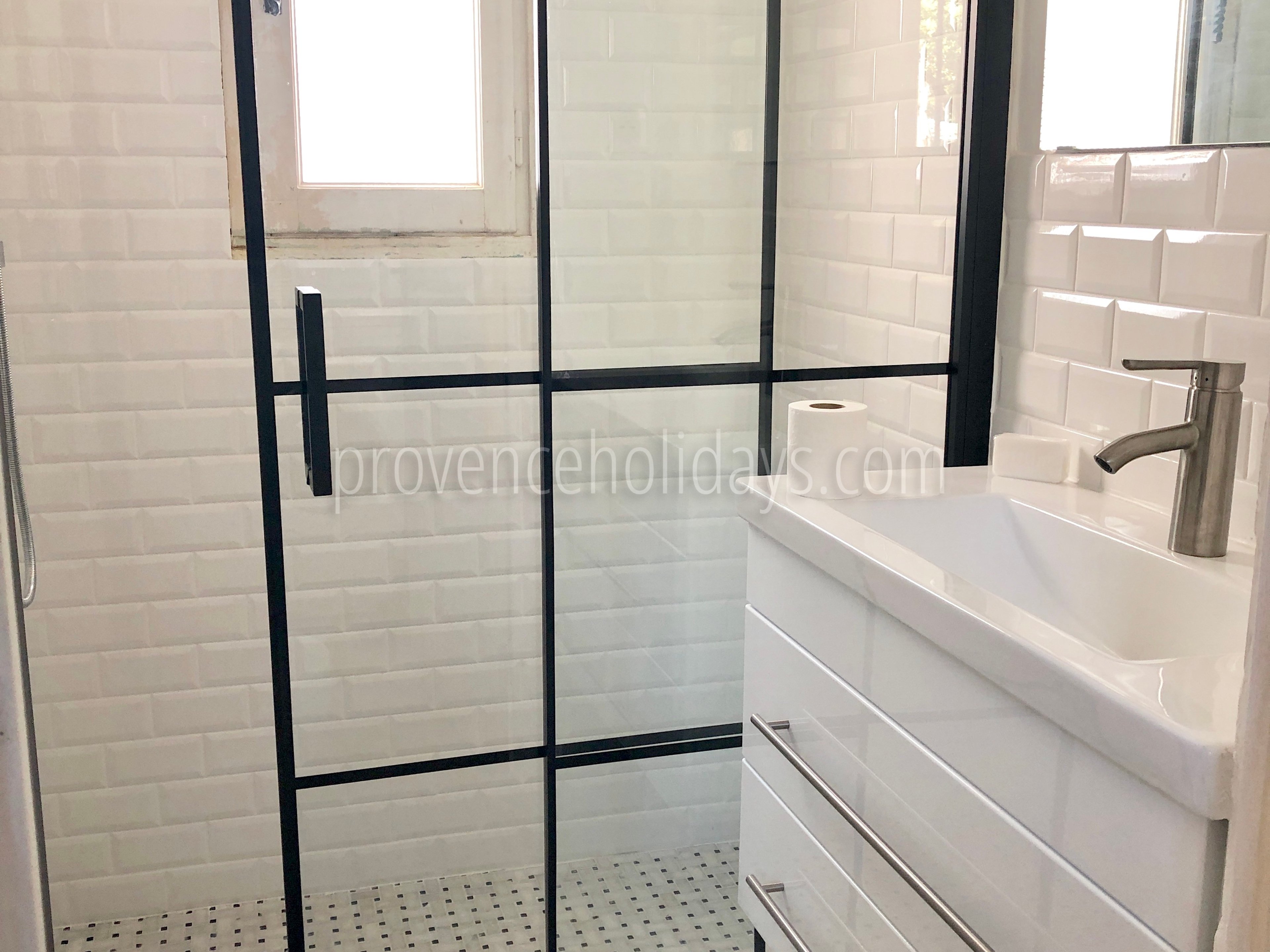 62 - Mas de Gordes: Villa: Bathroom