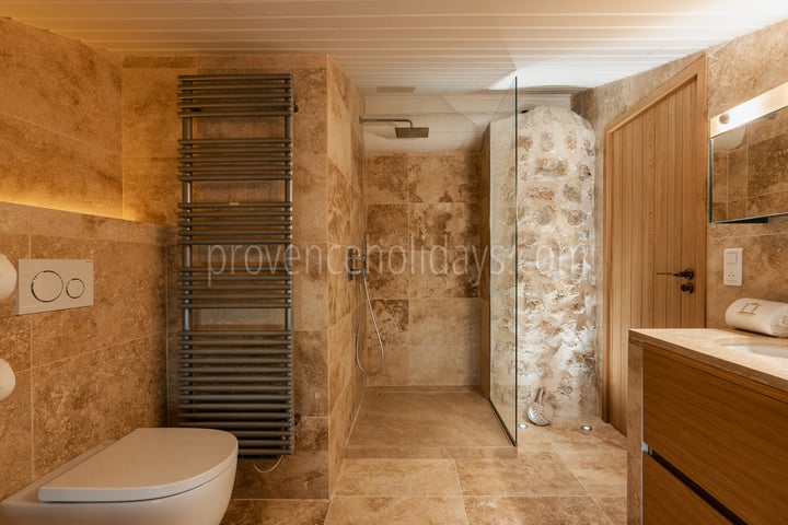 39 - Domaine Three Lakes: Villa: Bathroom
