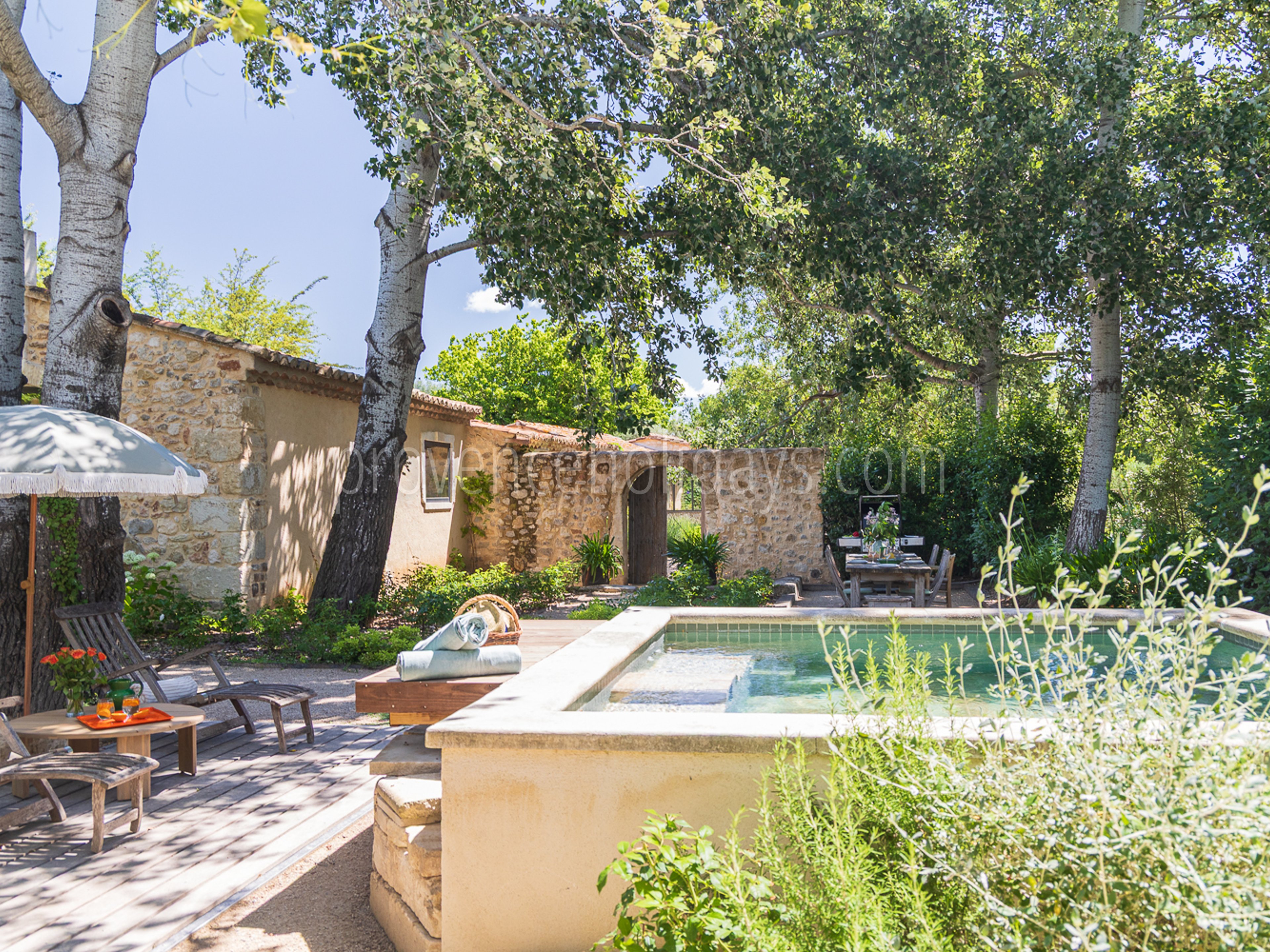 106 - La Chapelle des Alpilles: Villa: Pool