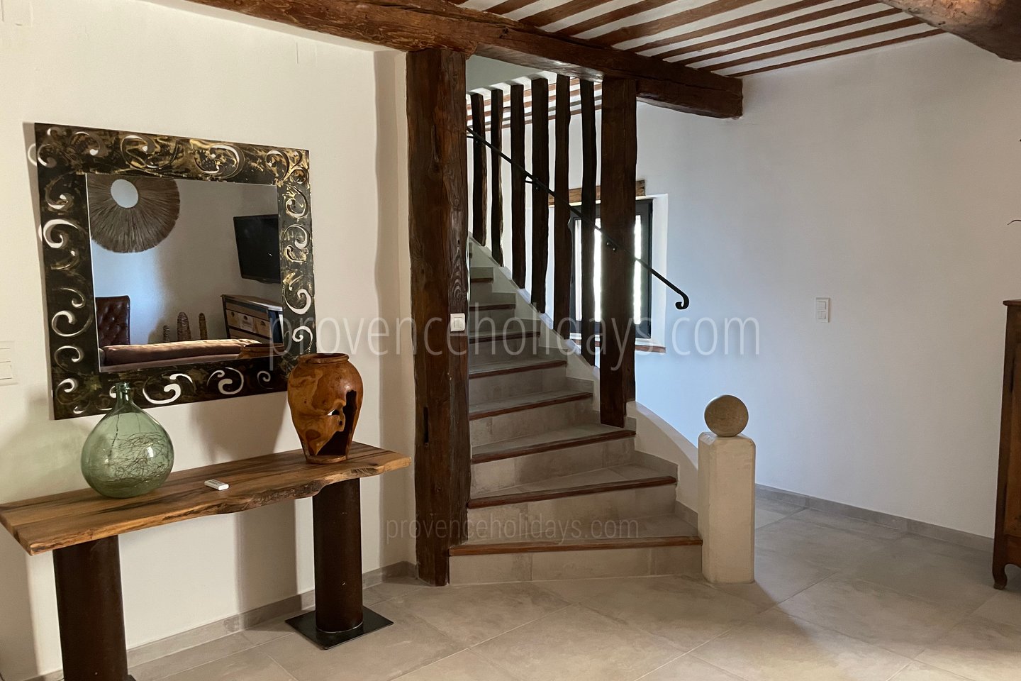 27 - La Bâtisse de L\'Isle: Villa: Interior