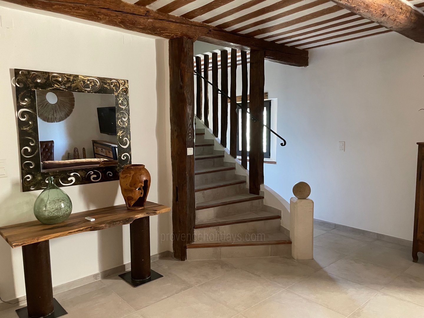 24 - La Bâtisse de L\'Isle: Villa: Interior