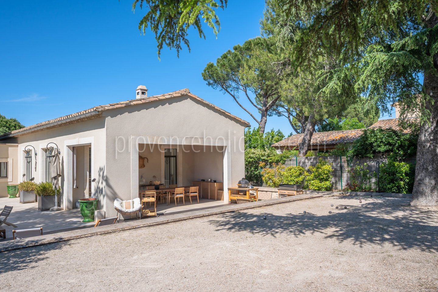 38 - Mas Van Gogh: Villa: Exterior