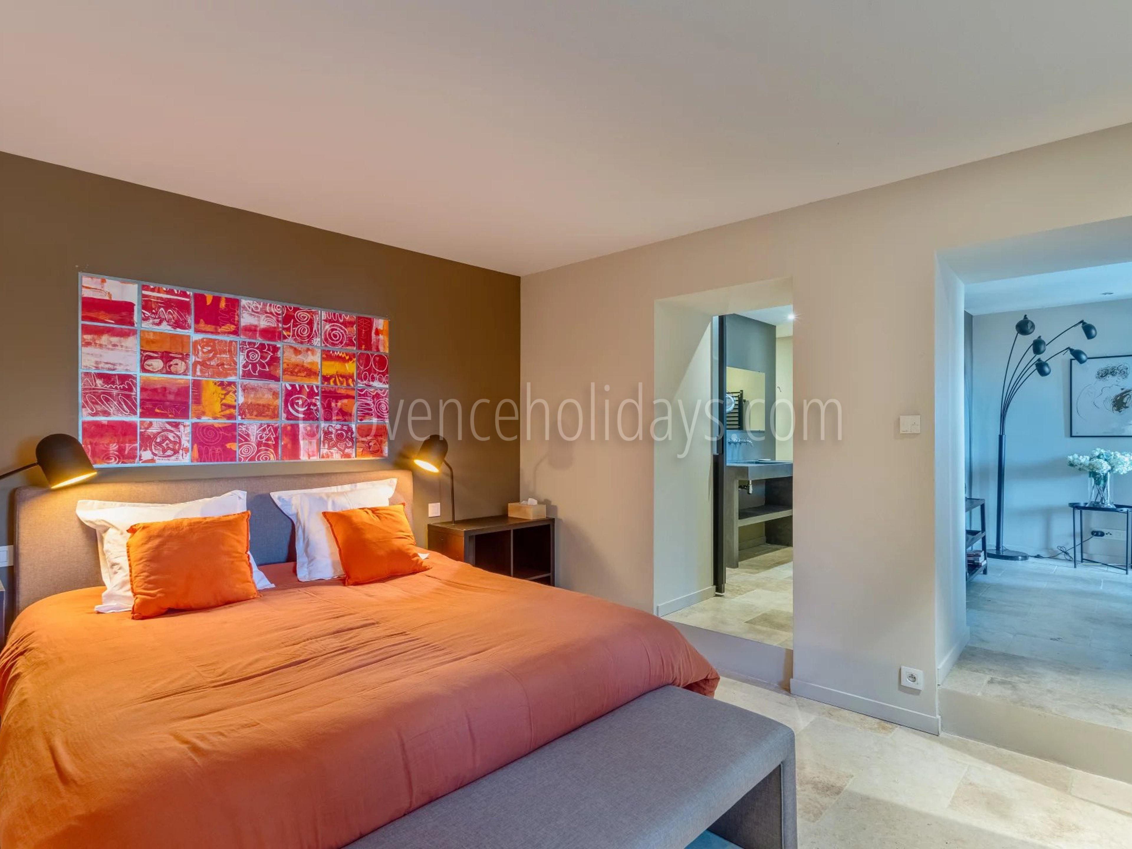 21 - Stone estate in La Garde-Freinet: Villa: Bedroom