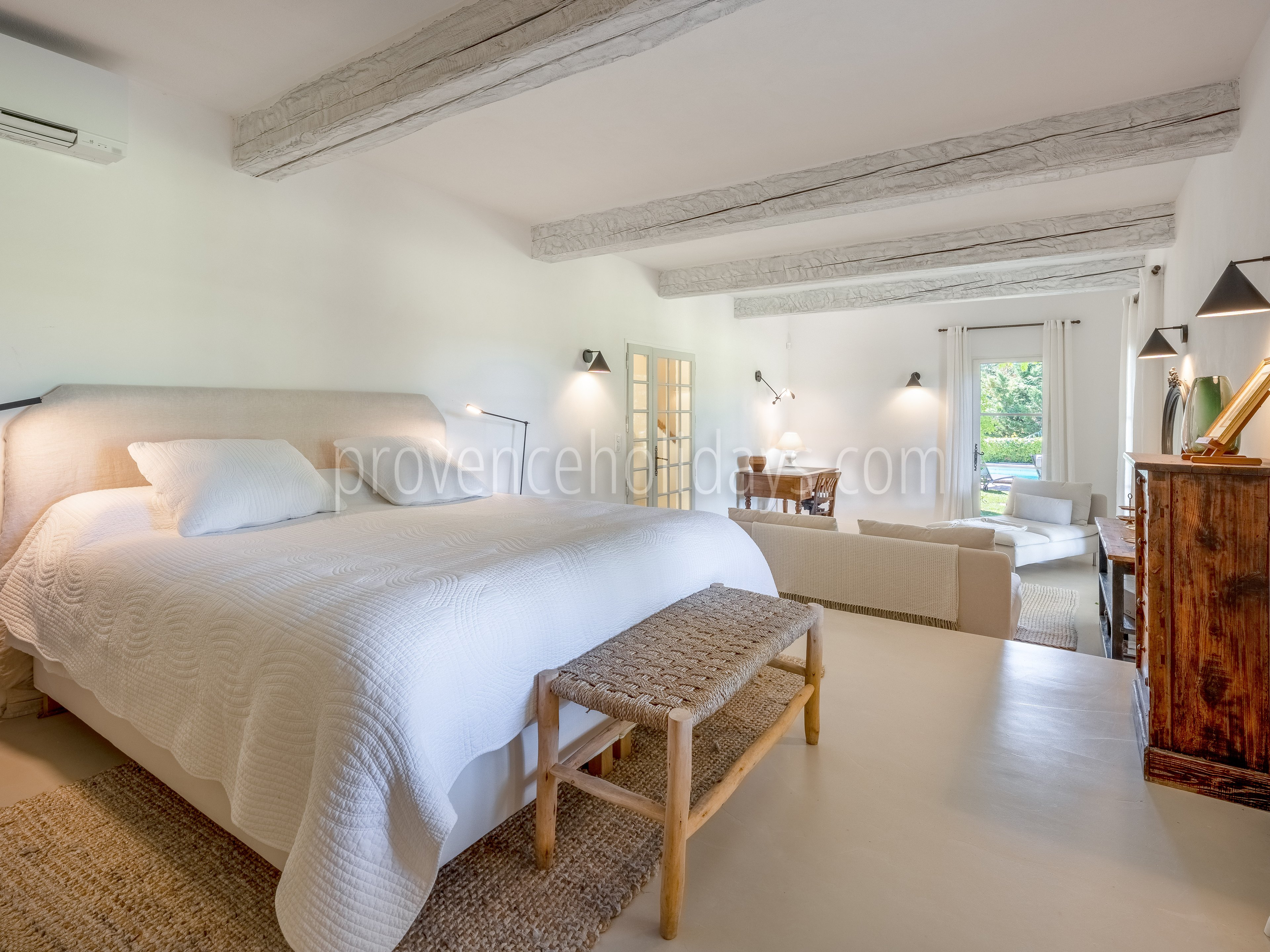 52 - L’Aube Provençale: Villa: Bedroom 1