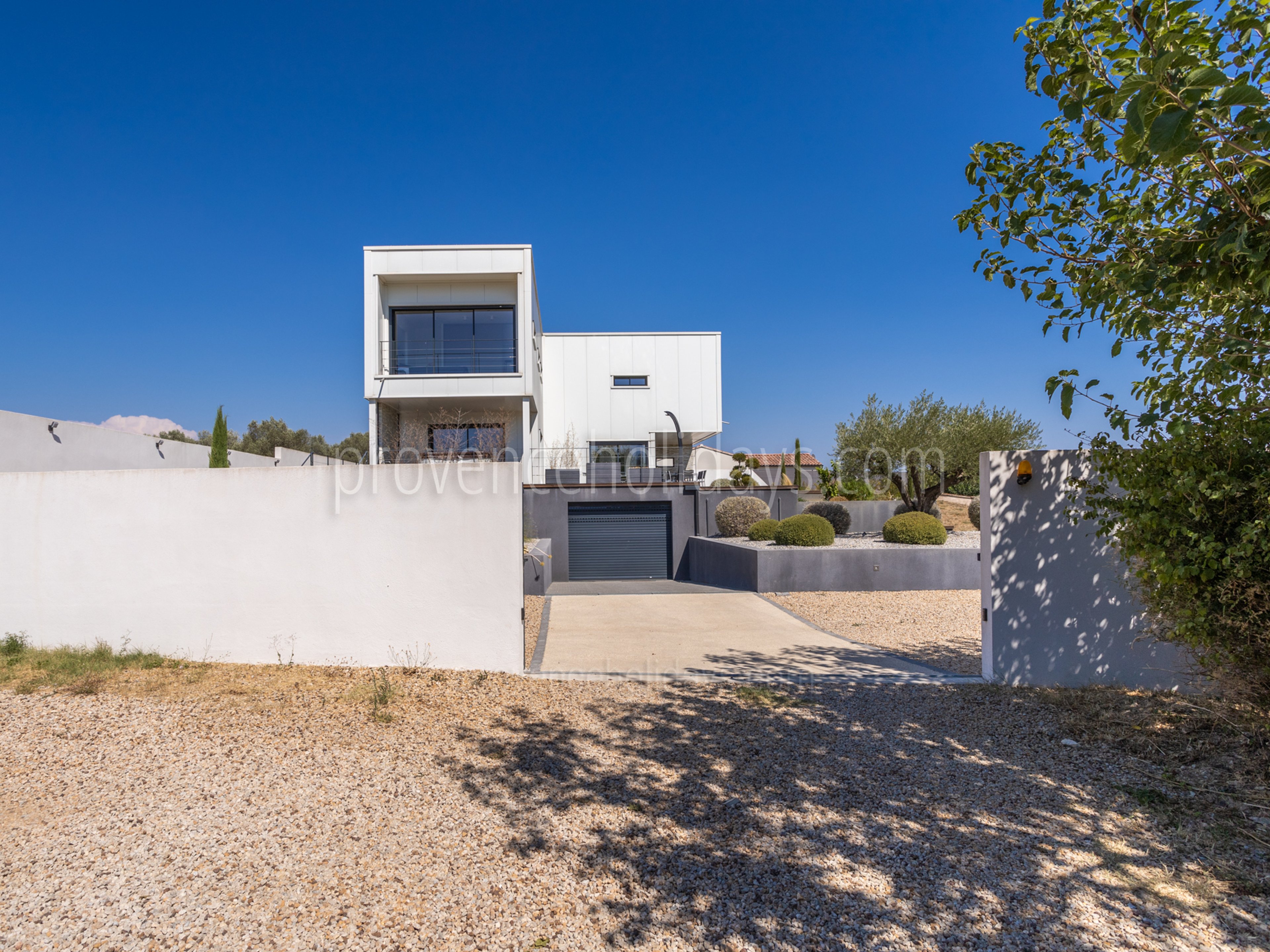 16 - Maison Valley: Villa: Exterior