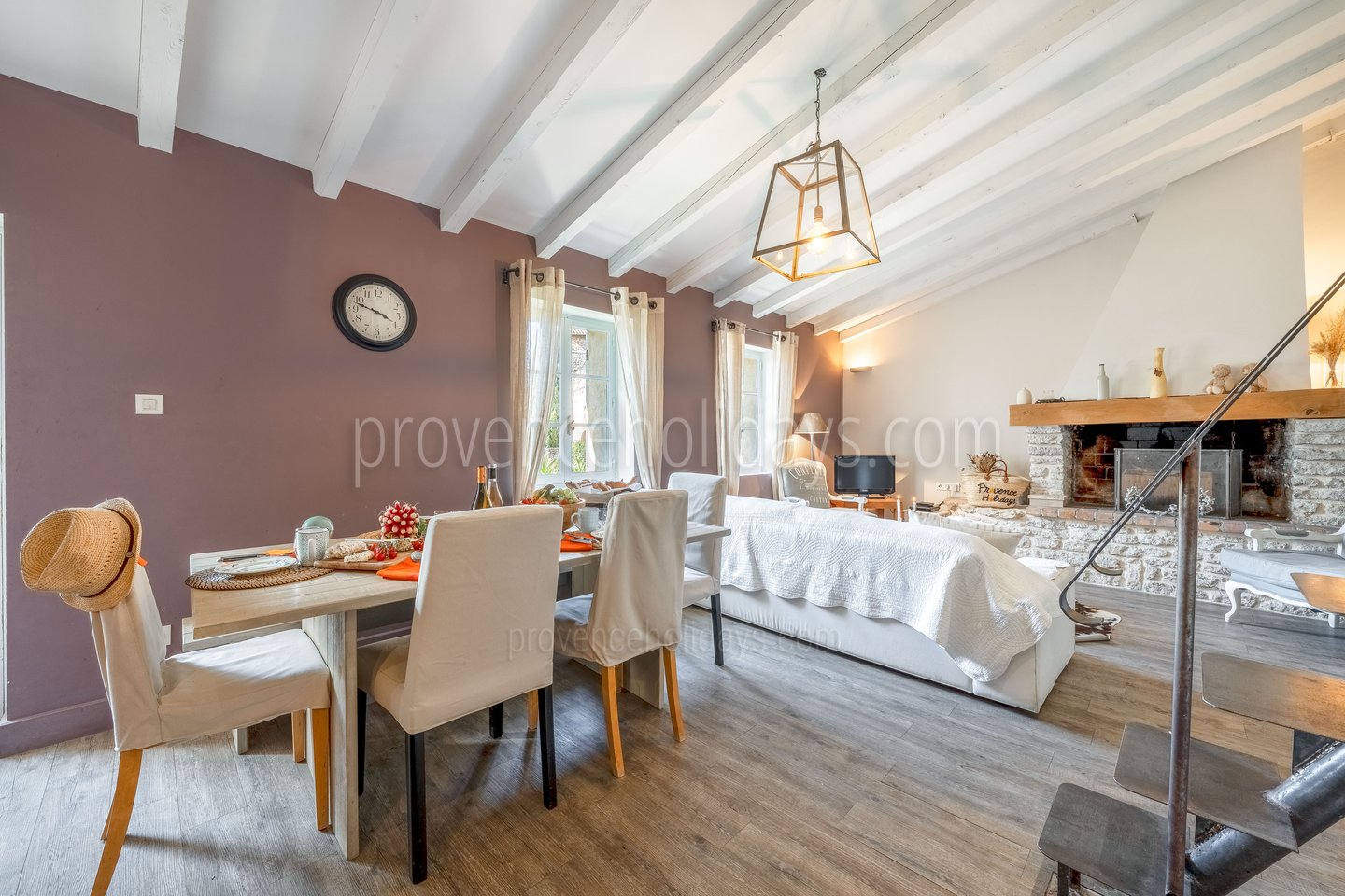 11 - Le Mas de Cabrières: Villa: Interior