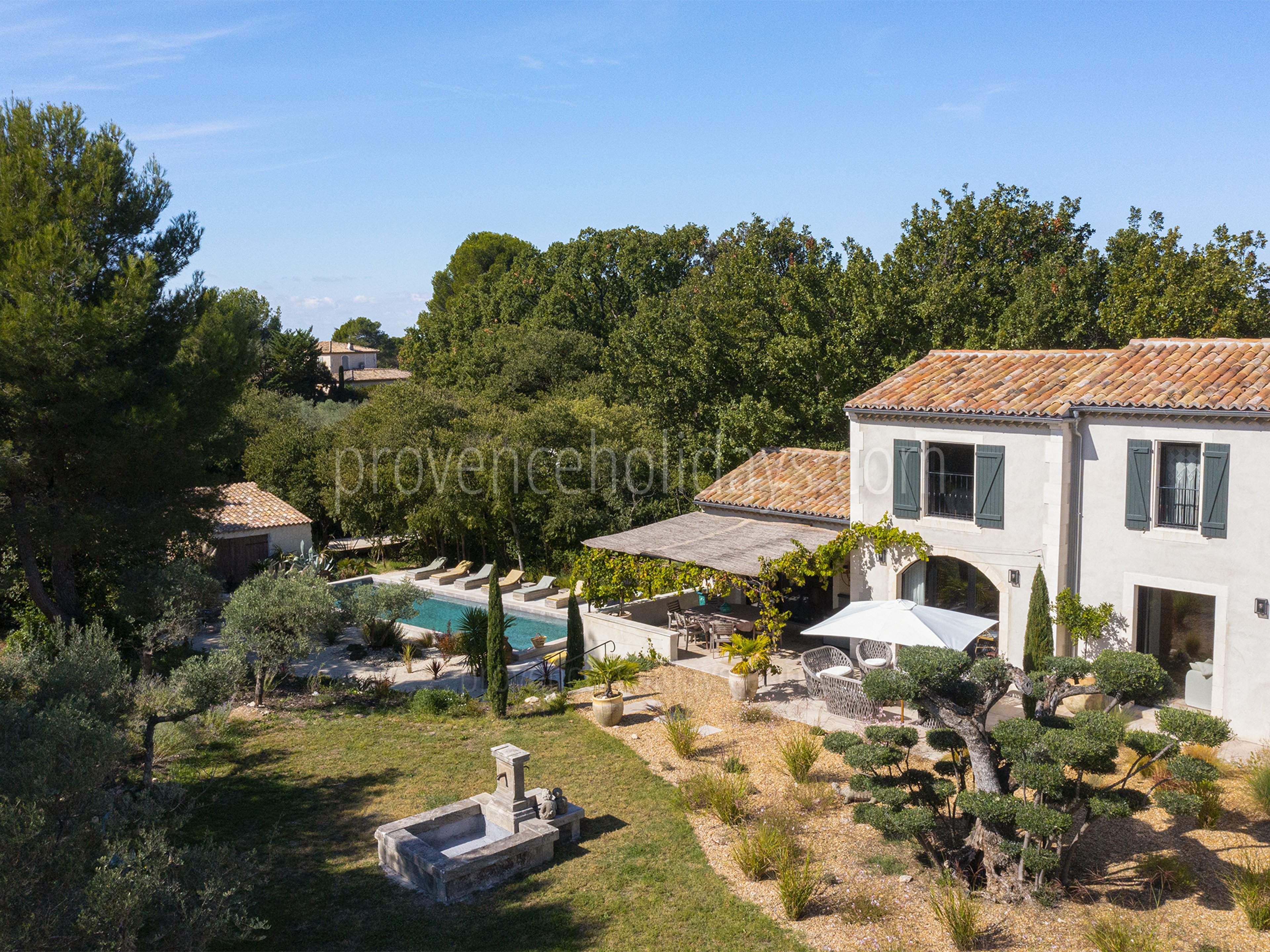 1 - La Villa Gauloise: Villa: Exterior