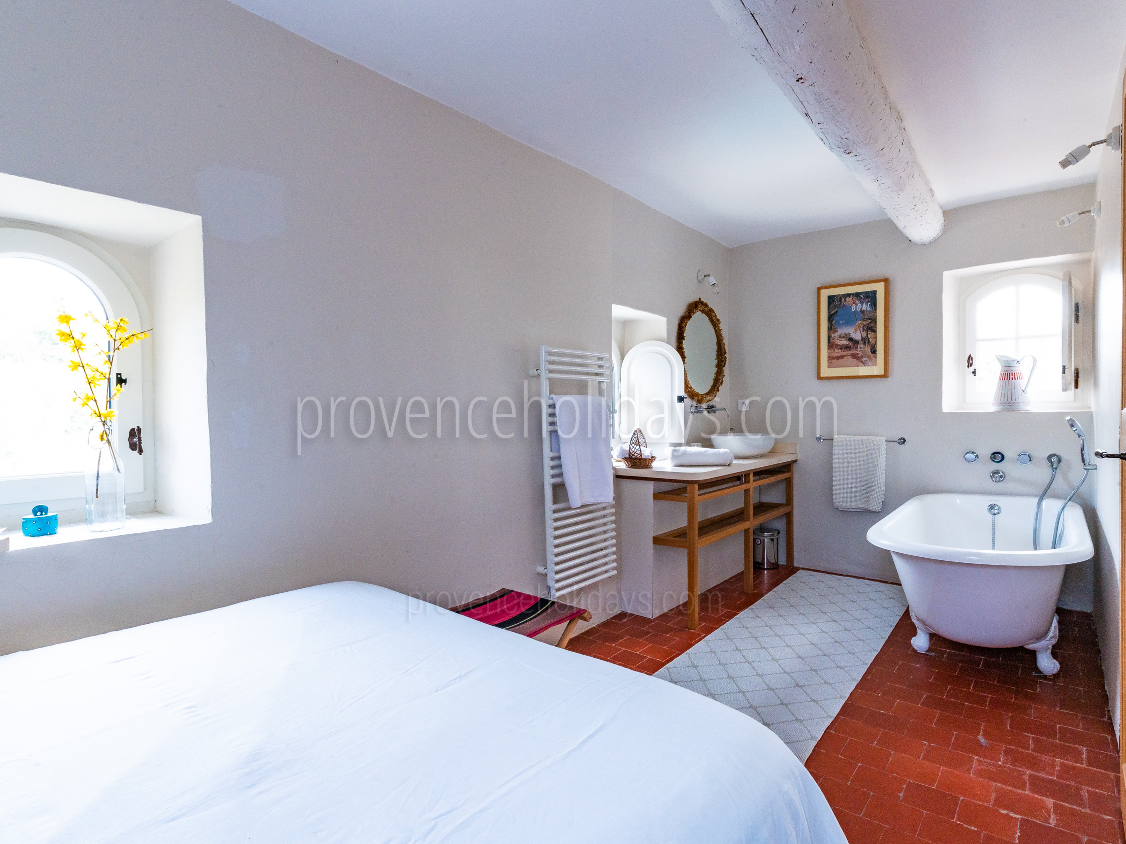 39 - Maison du Soleil: Villa: Bedroom