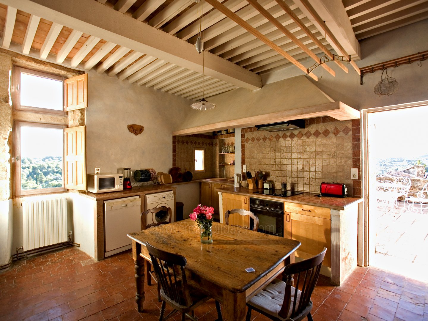 13 - La Maison de Grambois: Villa: Interior