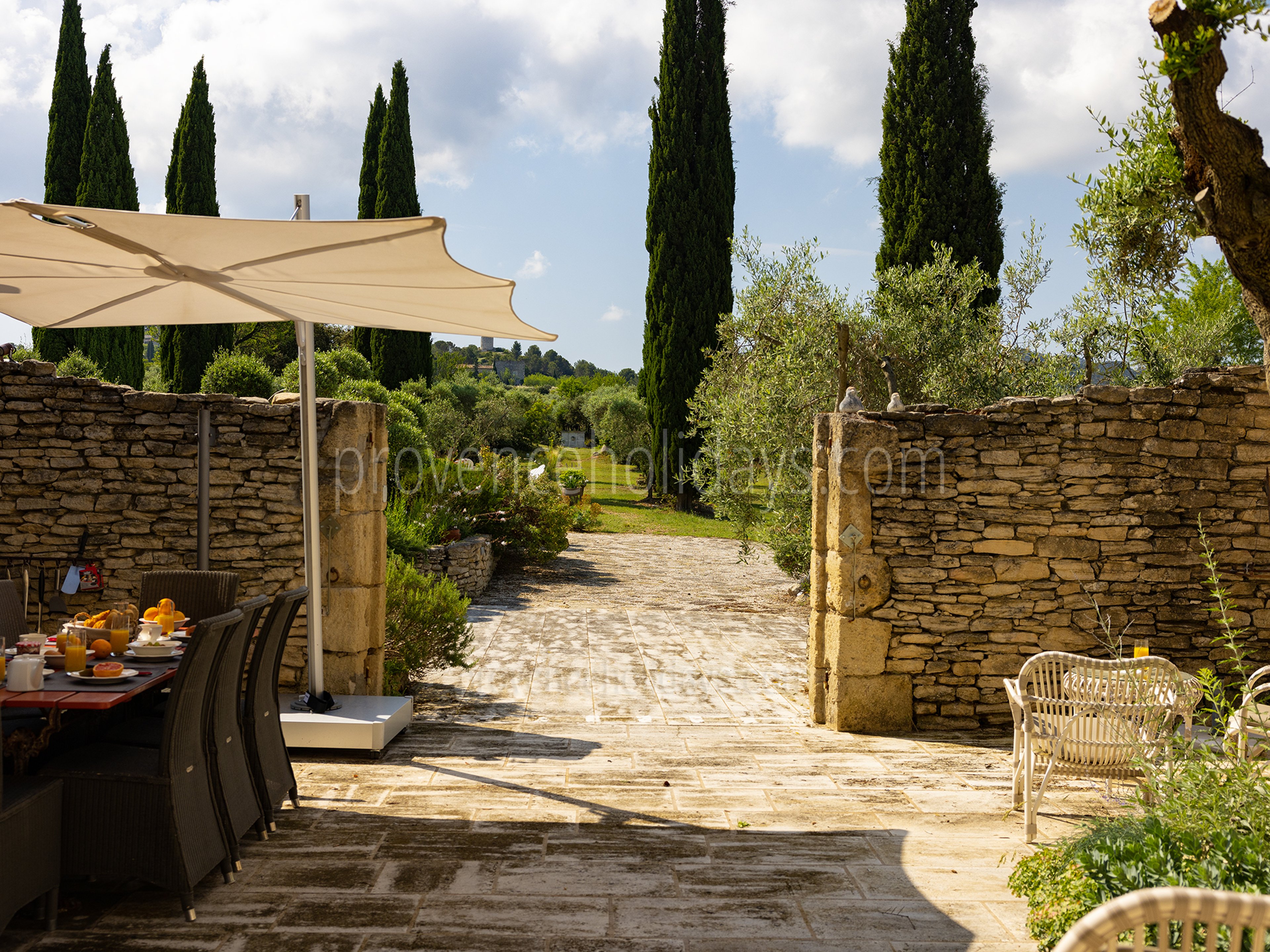 18 - Mas de Tournesol: Villa: Exterior