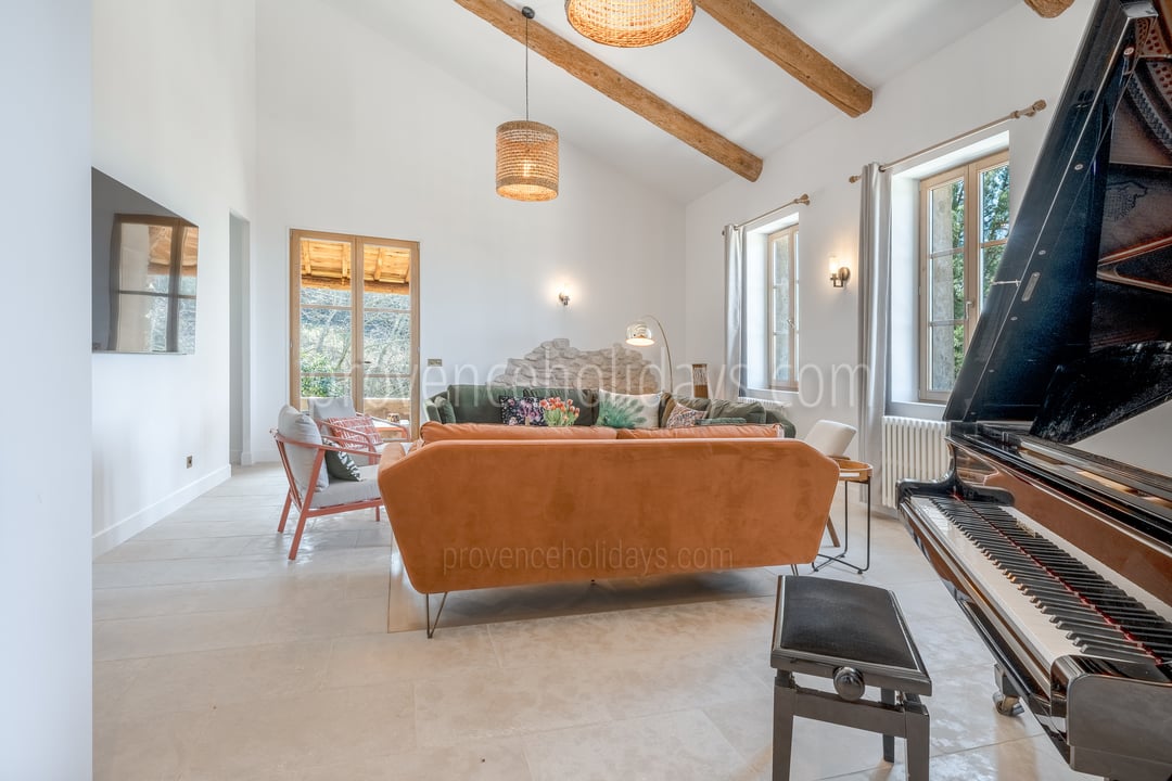 11 - Mas de Bellevue: Villa: Interior
