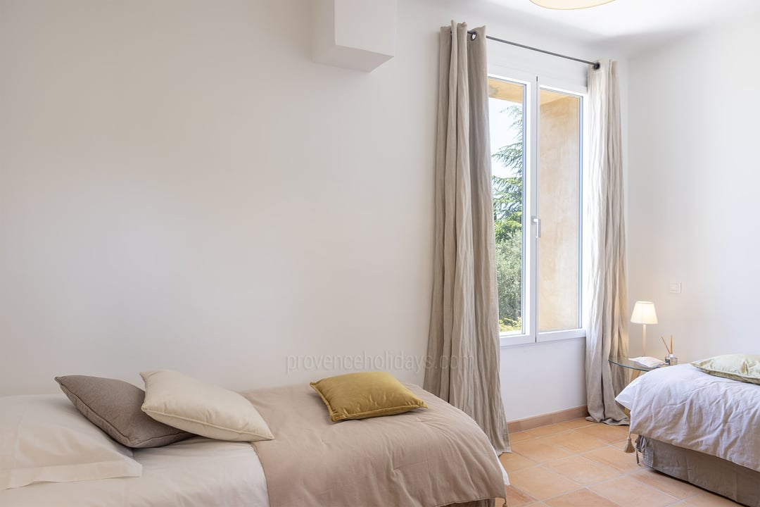 25 - Maisons des écoliers: Villa: Bedroom