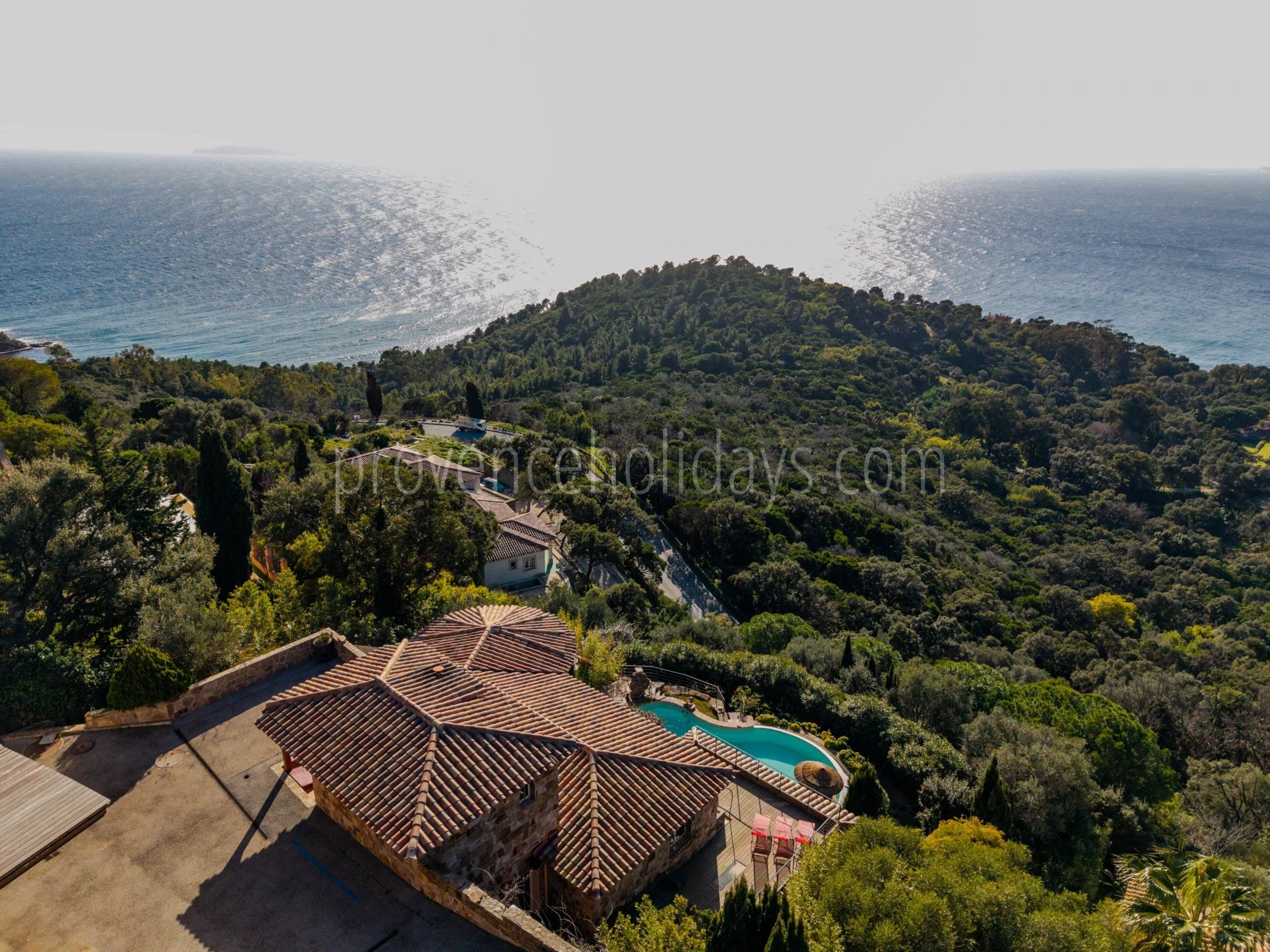 2 - Villa provençale à Rayol-Canadel-sur-Mer: Villa: Exterior