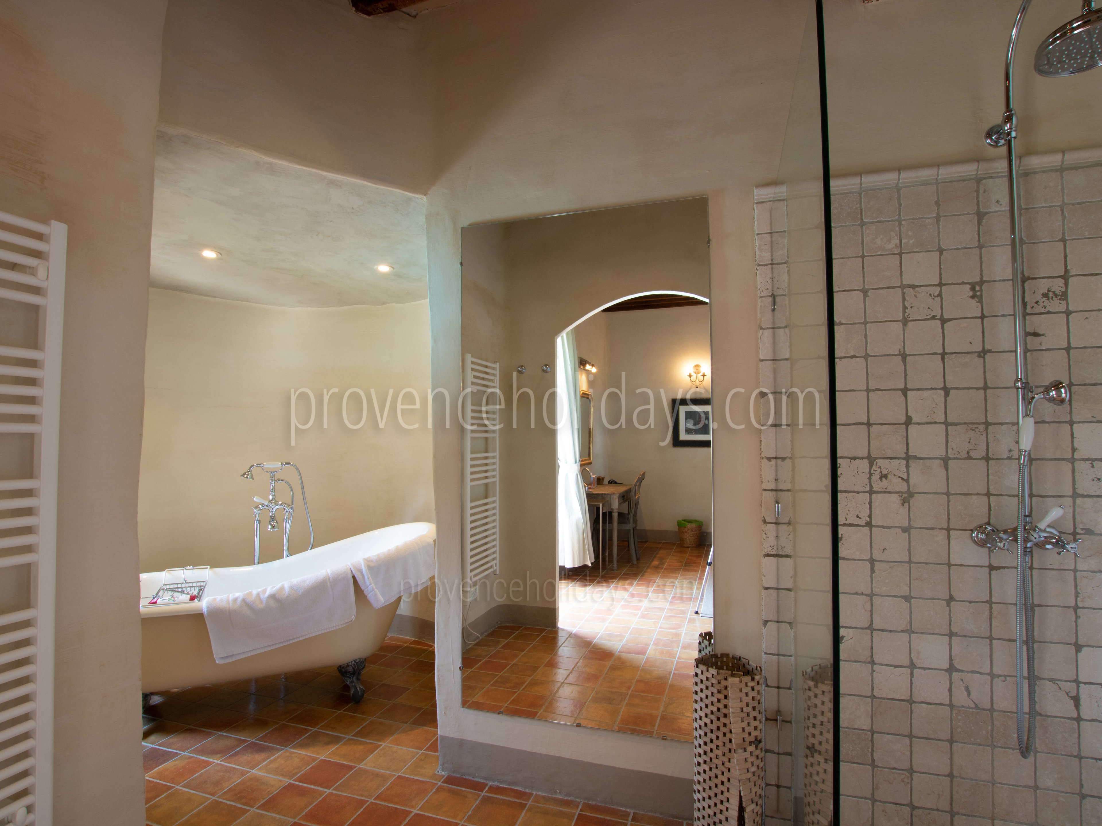 52 - Château des Templiers: Villa: Bedroom 1