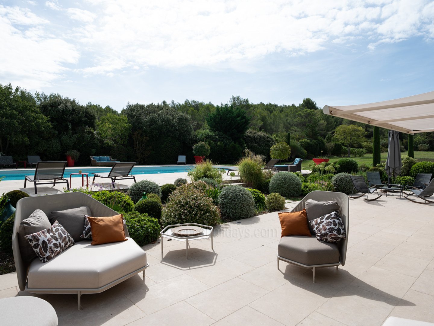 8 - Mas Aurelia: Villa: Exterior