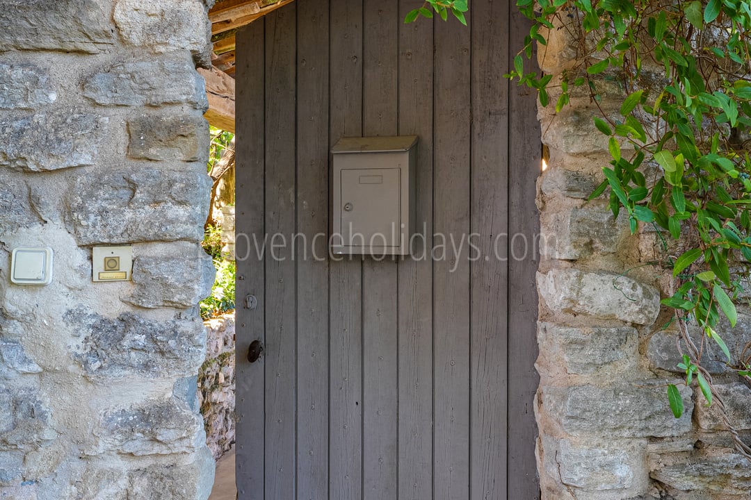 29 - Domaine des Pierres: Villa: Exterior