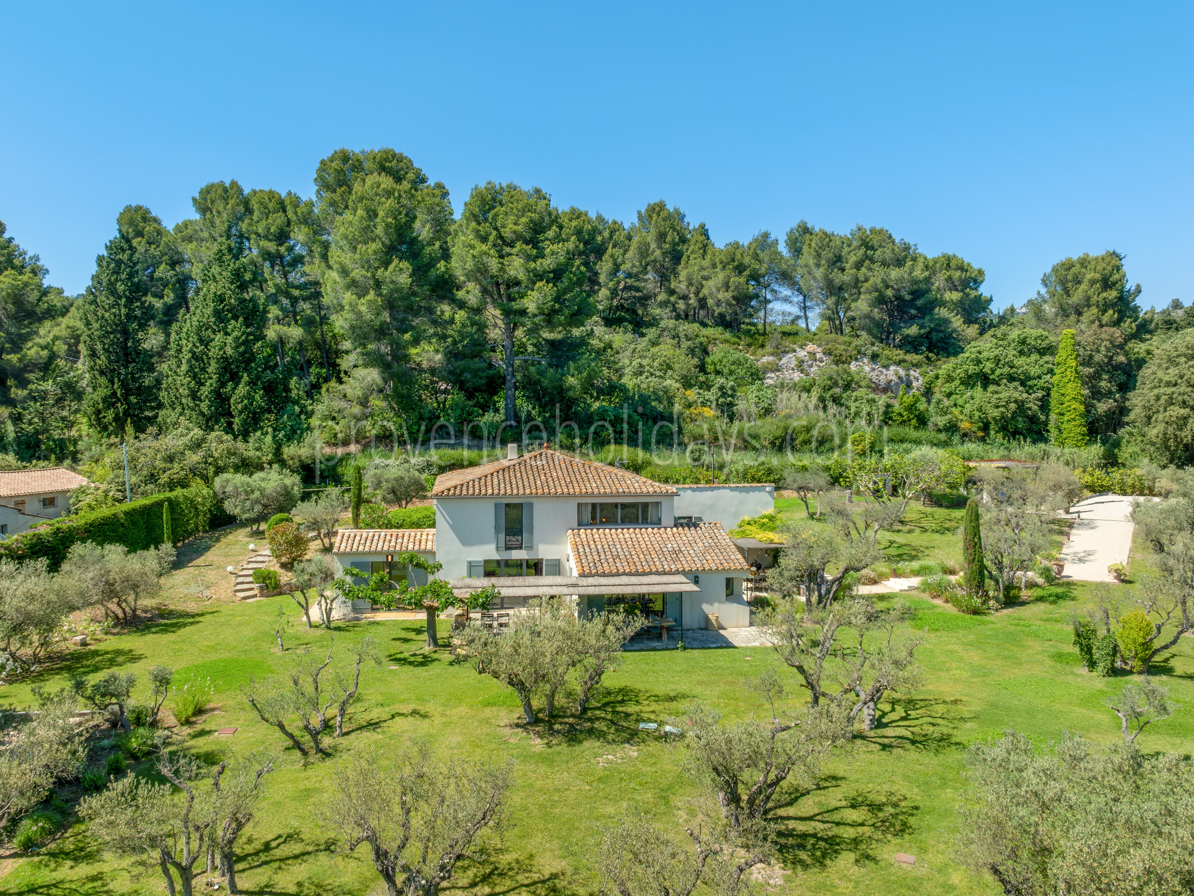 3 - Mas de la Burlande: Villa: Exterior