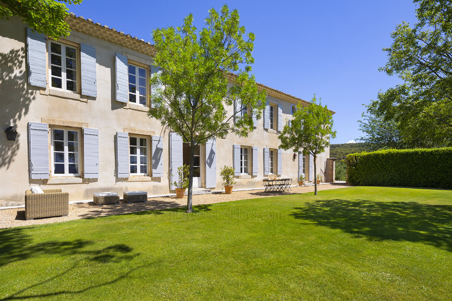 1 - Bastide de l\'Isle: Villa: Exterior