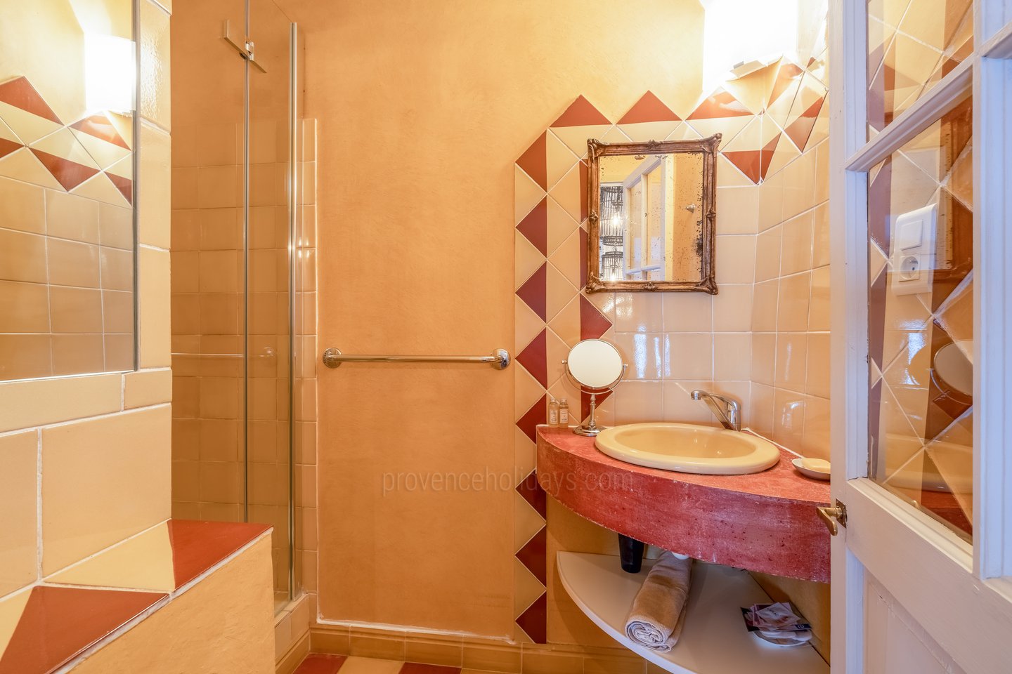 41 - Bastide des Magnans: Villa: Bathroom