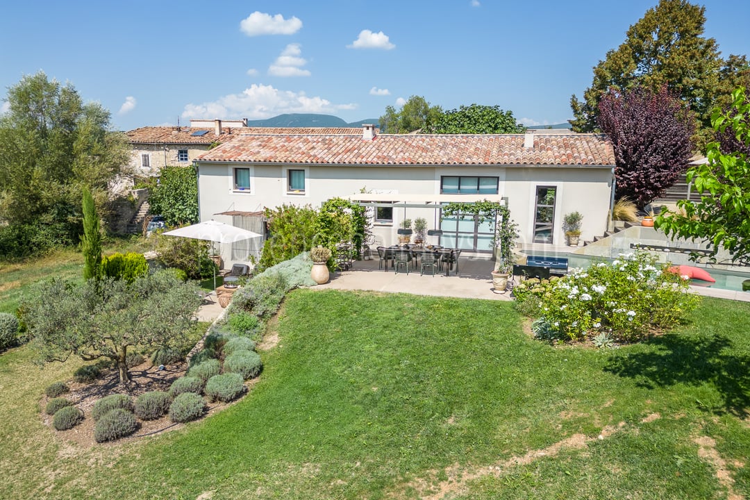 41 - Le Mas du Vallon: Villa: Exterior