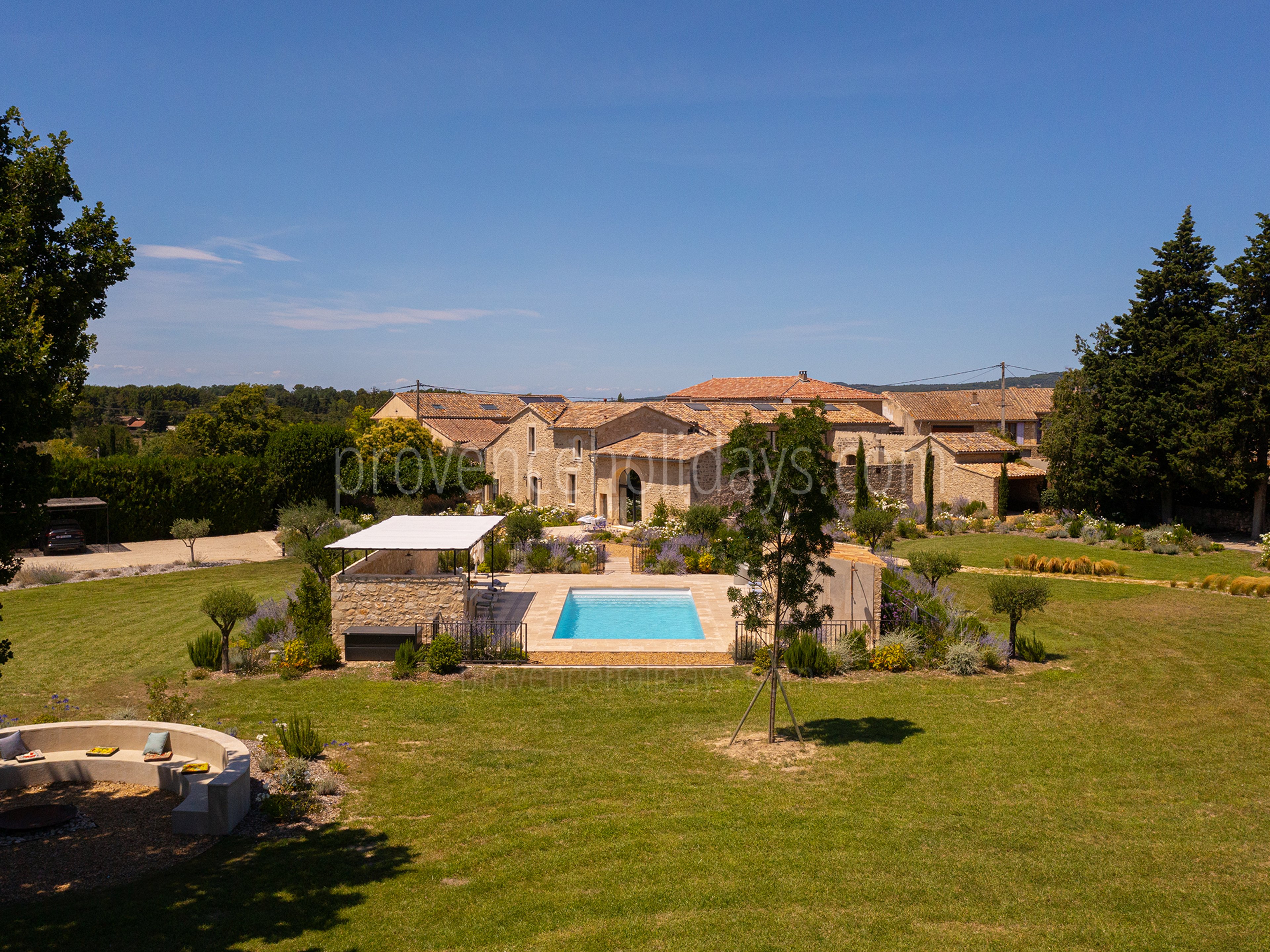 82 - Mas de la Lône: Villa: Exterior