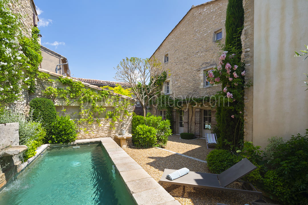 14 - La Maison du Jardin Secret: Villa: Pool