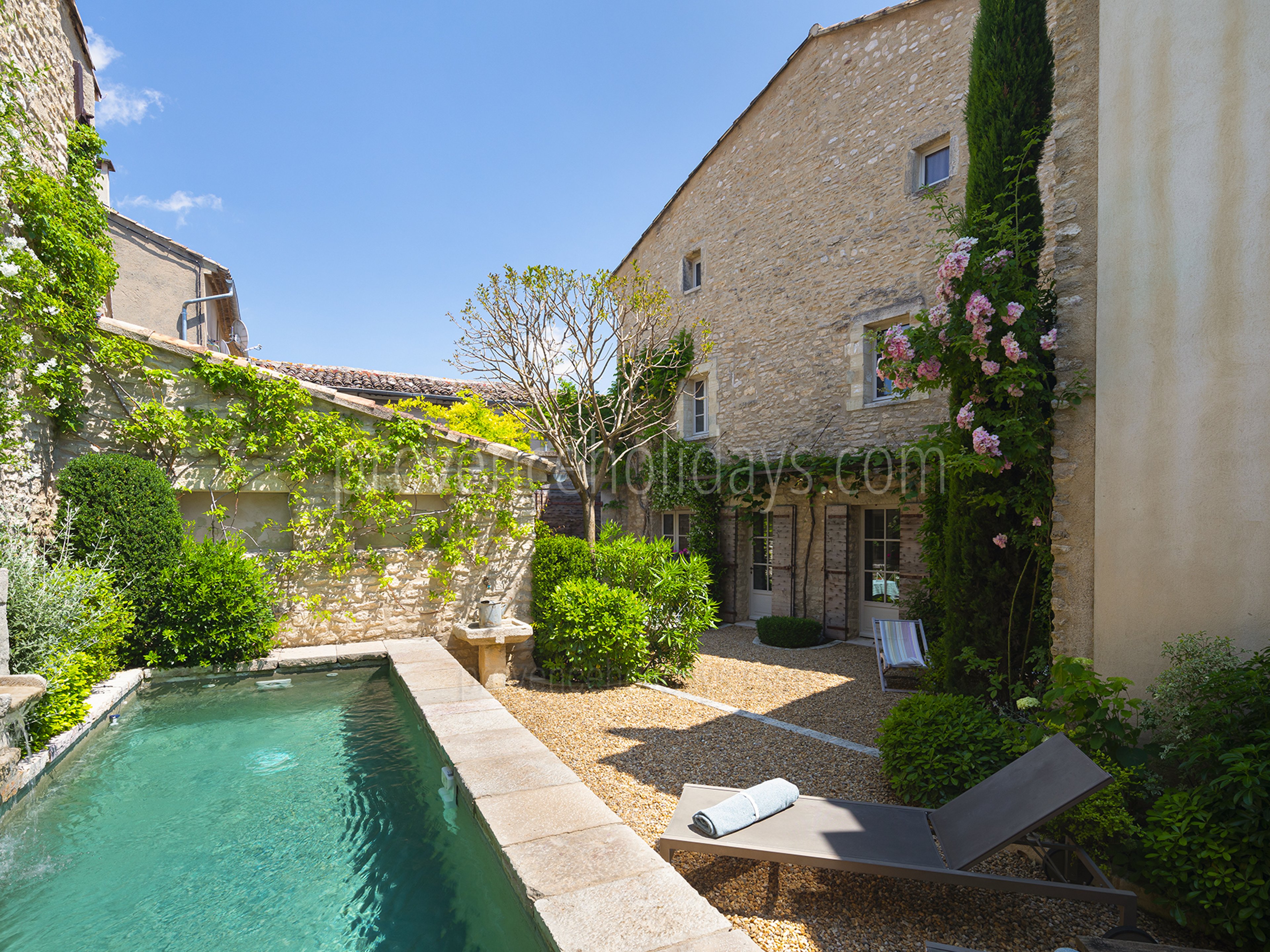 14 - La Maison du Jardin Secret: Villa: Pool