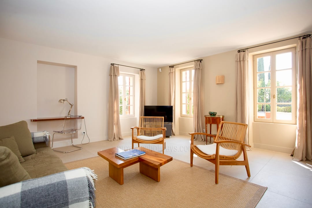 89 - Grand Mas de Cairanne: Villa: Interior