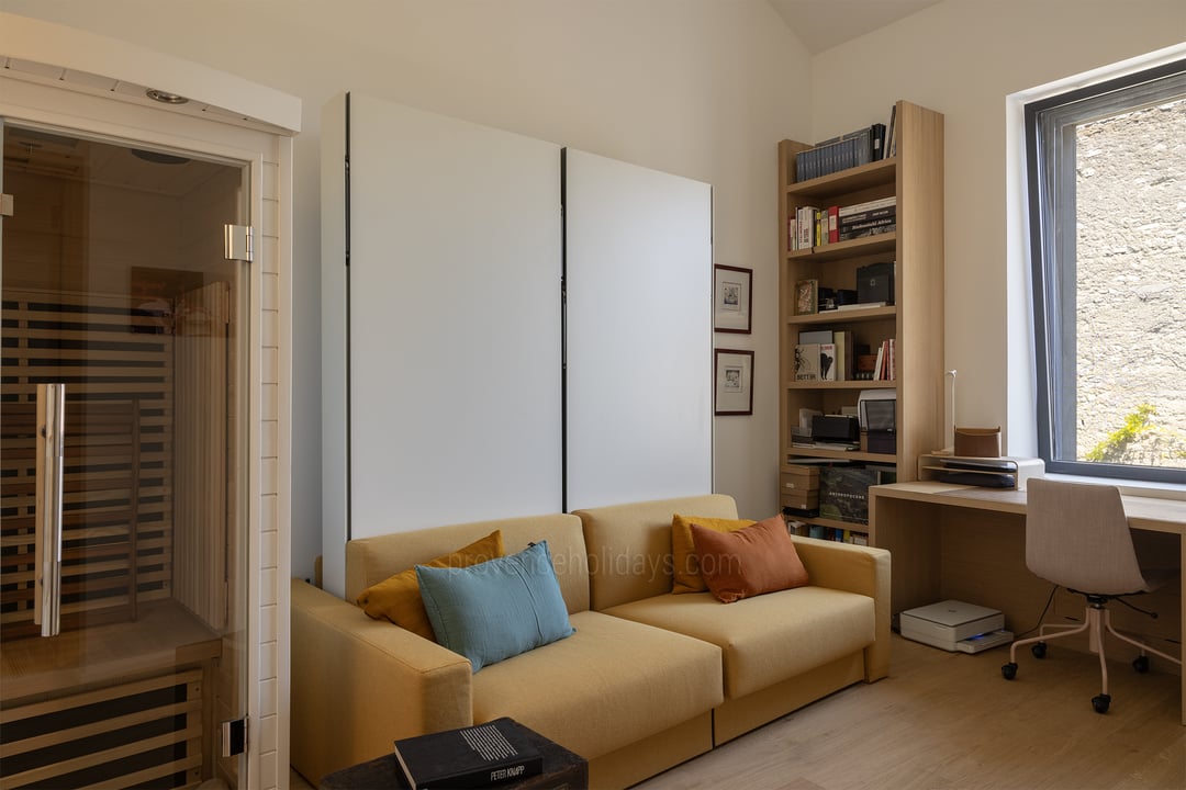 14 - Maison La Source: Villa: Interior