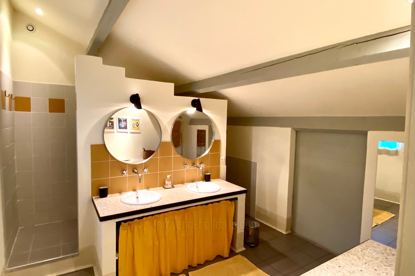 40 - Grand Mas de Cairanne: Villa: Bathroom