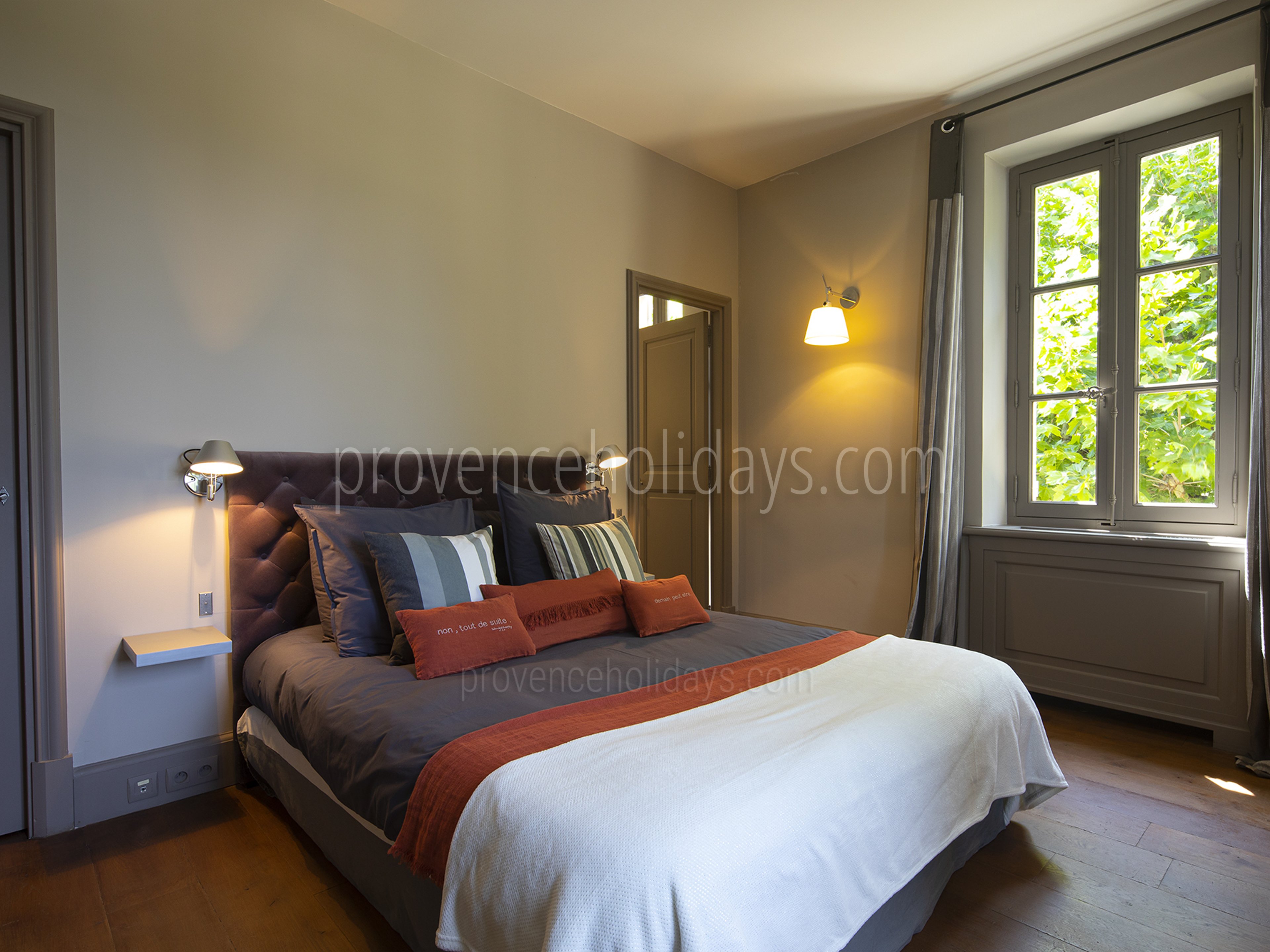 73 - Mas des Étoiles: Villa: Bedroom
