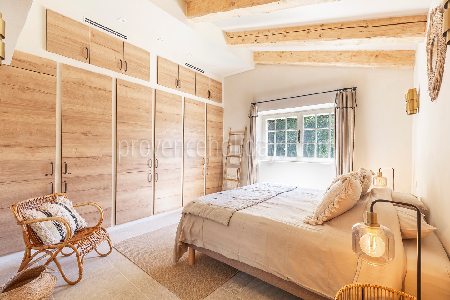 21 - Le Mas de la Terre Rouge: Villa: Bedroom 1