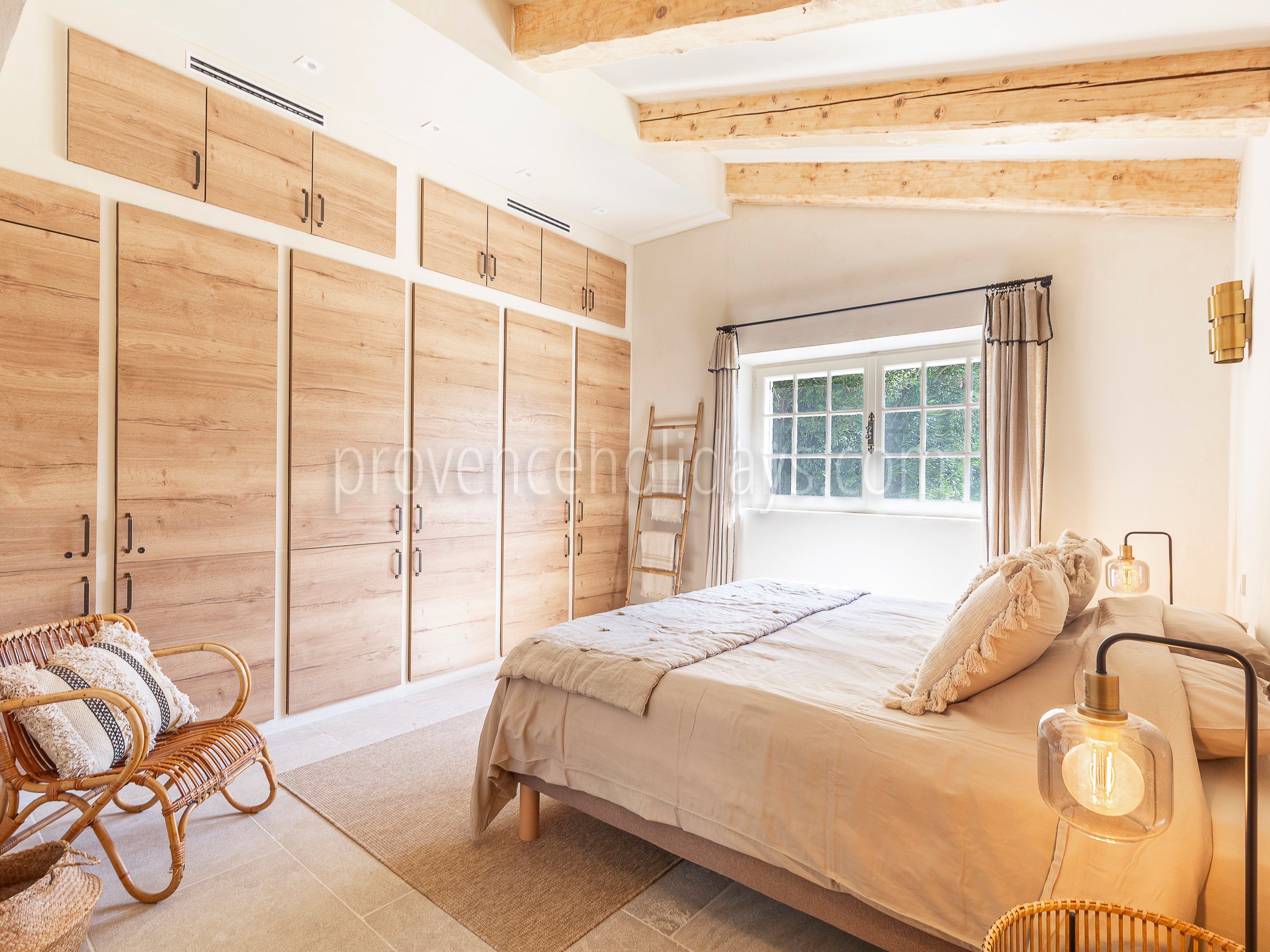 21 - Le Mas de la Terre Rouge: Villa: Bedroom 1